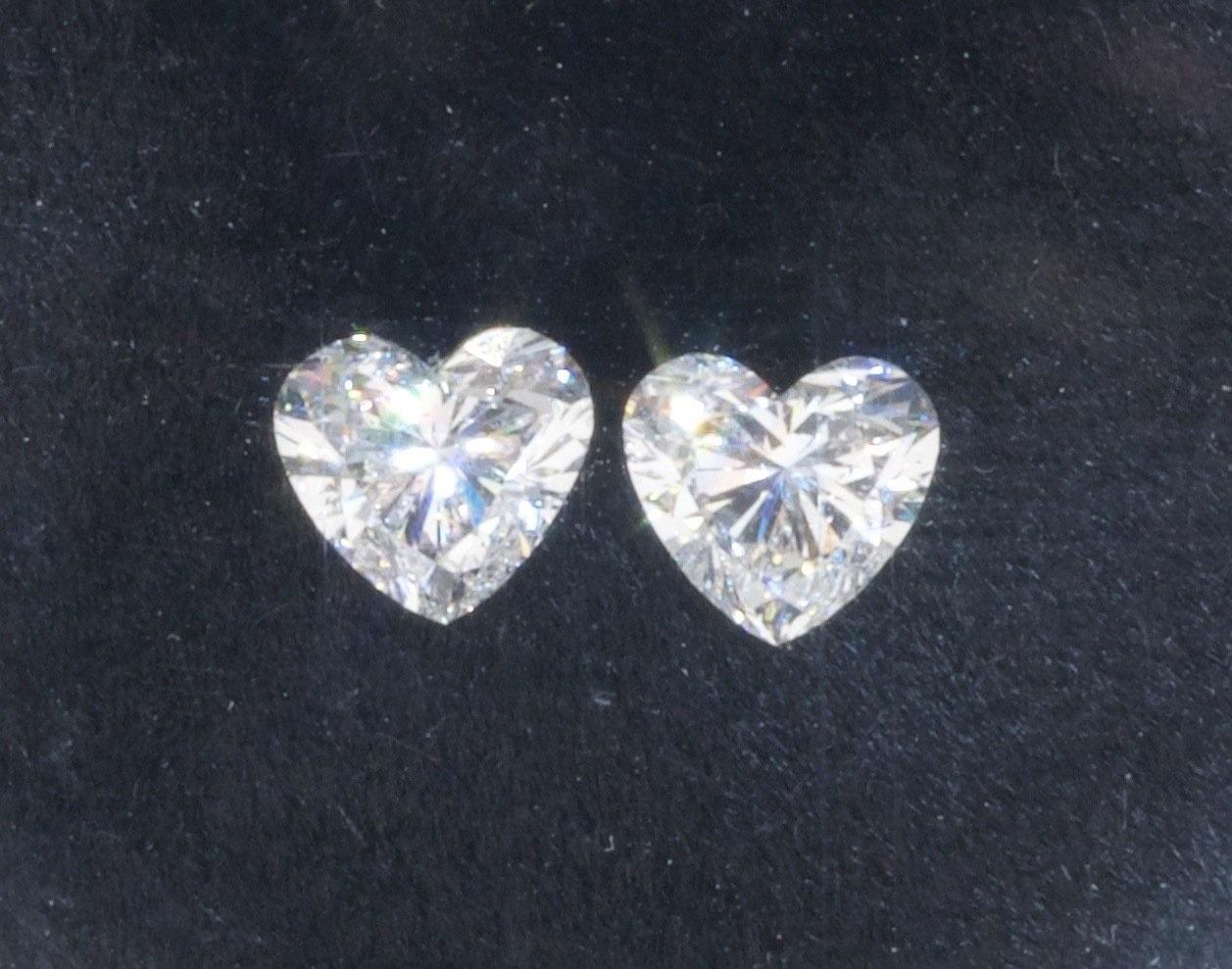 2 Pcs Natural Diamonds, 0.60 Ct, Heart, F, SI1, GIA Certificate 4