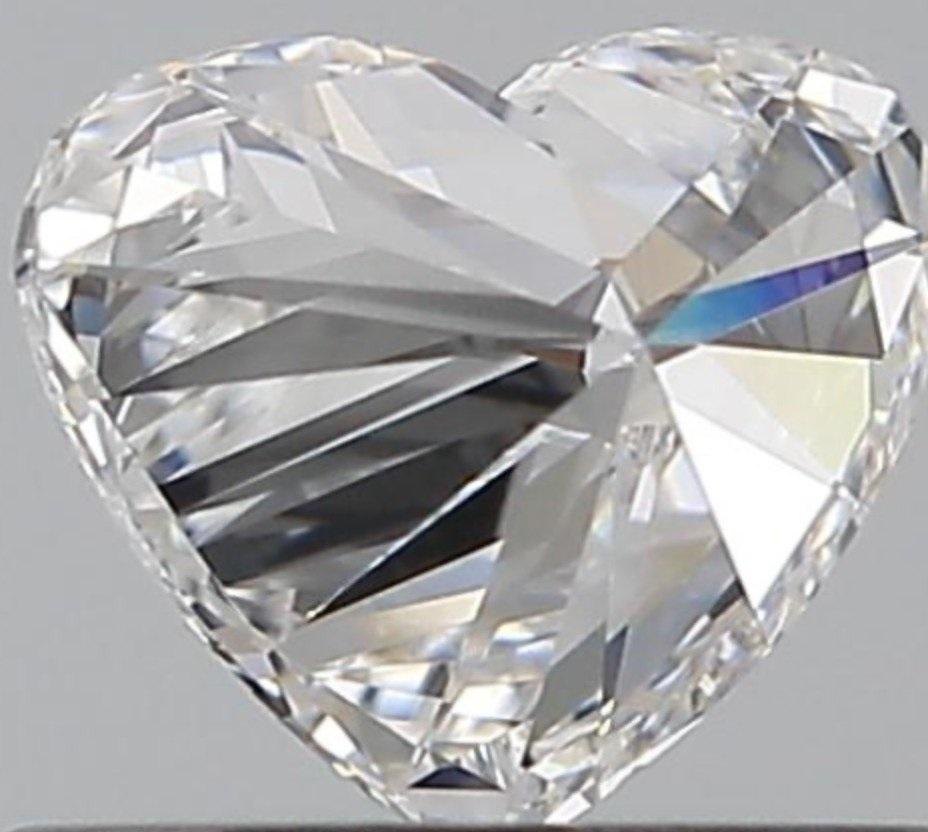 Pair of natural heart brilliant diamond in a 1.00 total carat weight D VS1 graded by GIA Laboratory Oval with beautiful cut and shine. This pair of diamonds comes with GIA Certificates and laser inscription number.

GIA 2225442076 & 6223324891

Sku: