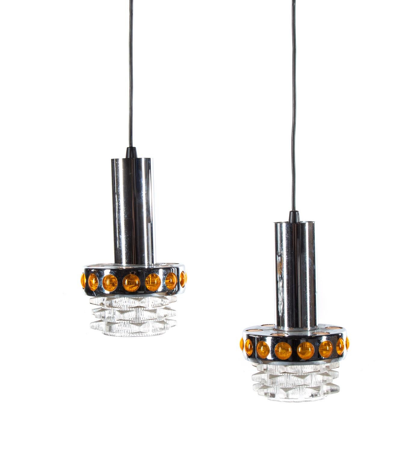 Mid-Century Modern 2 pendant lamps For Sale
