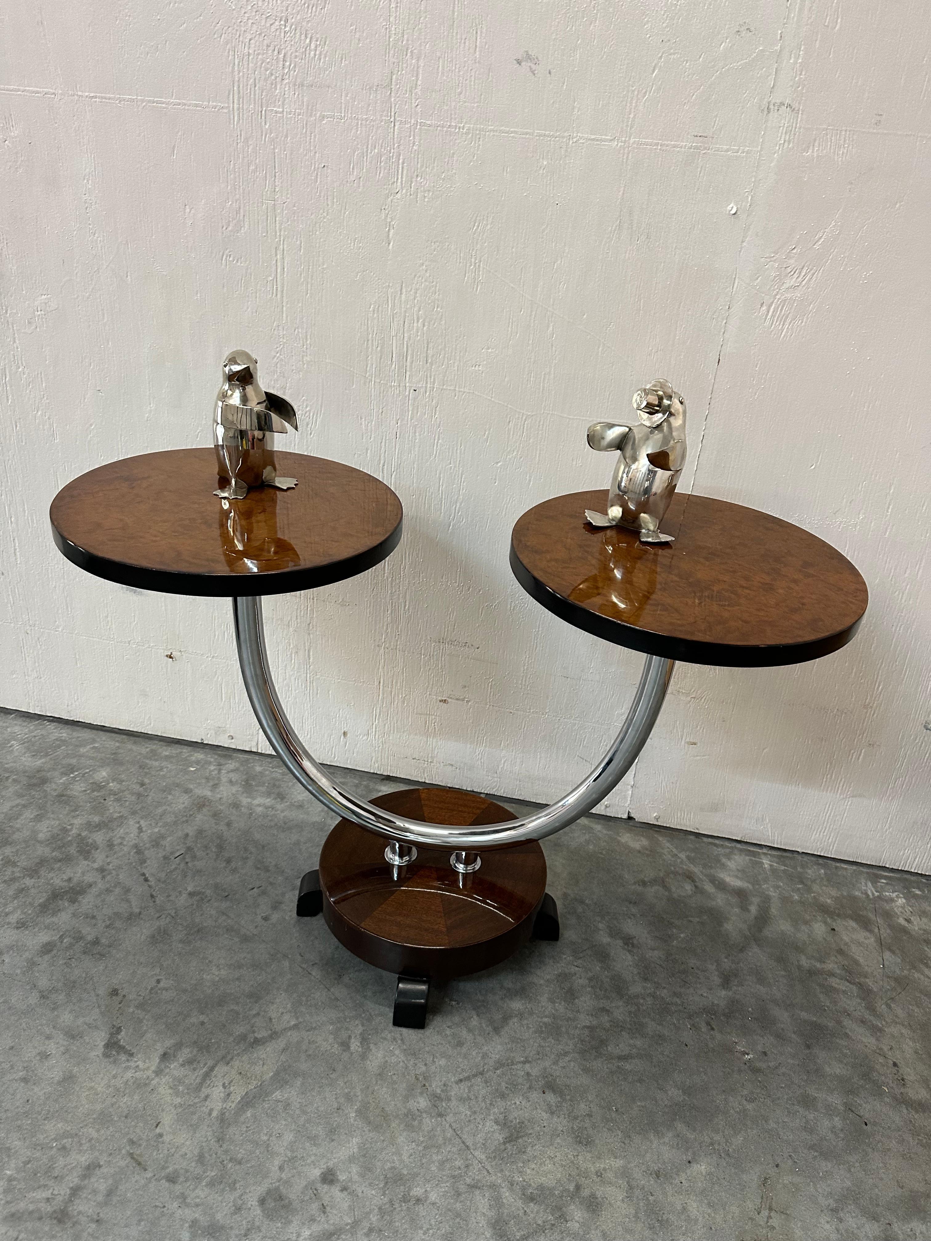 2 sculptures de lévriers, 1950 en vente 3