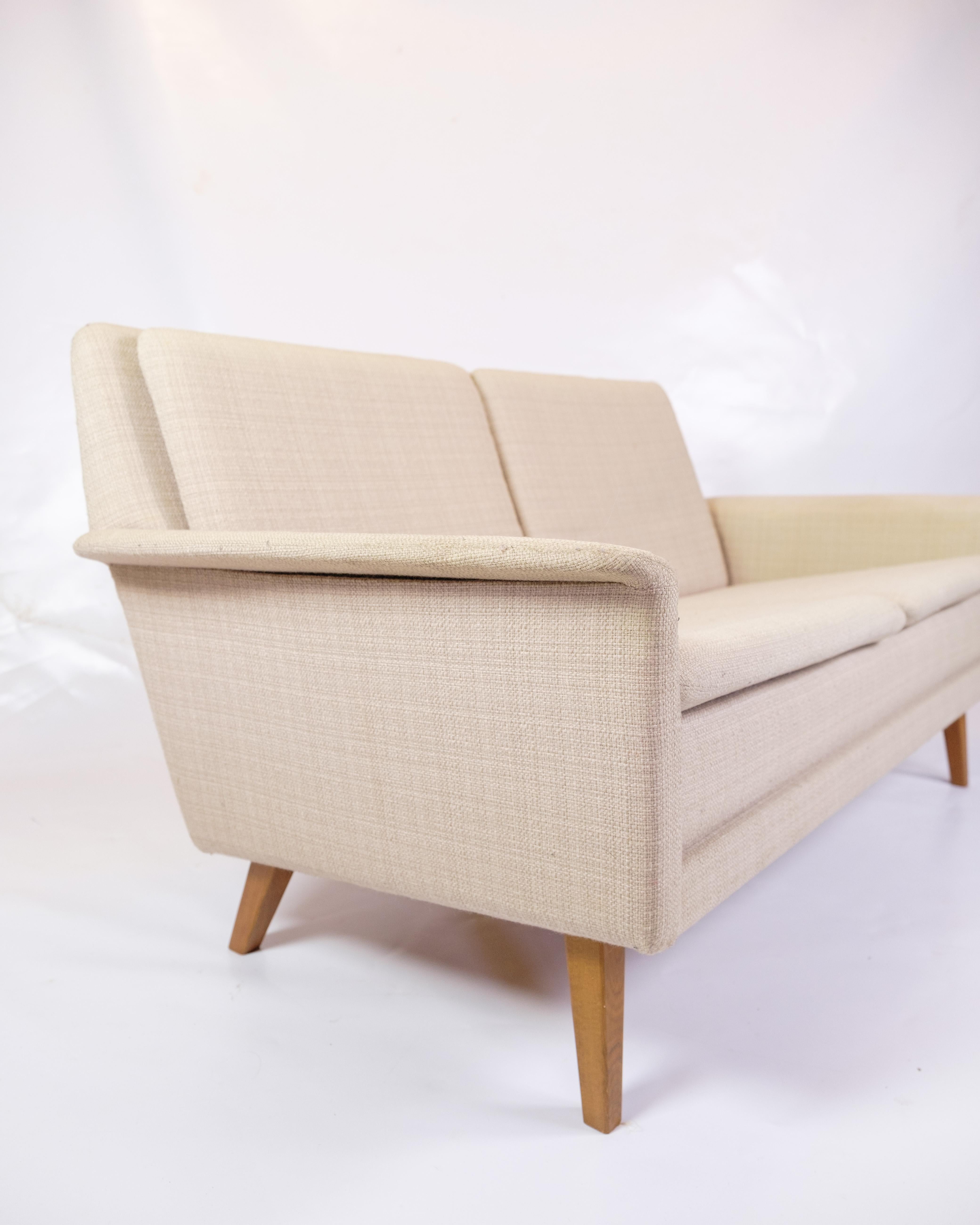 2 person DUX Sofa Made In Light Wool By Folke Ohlsson For Fritz Hansen For Sale 3