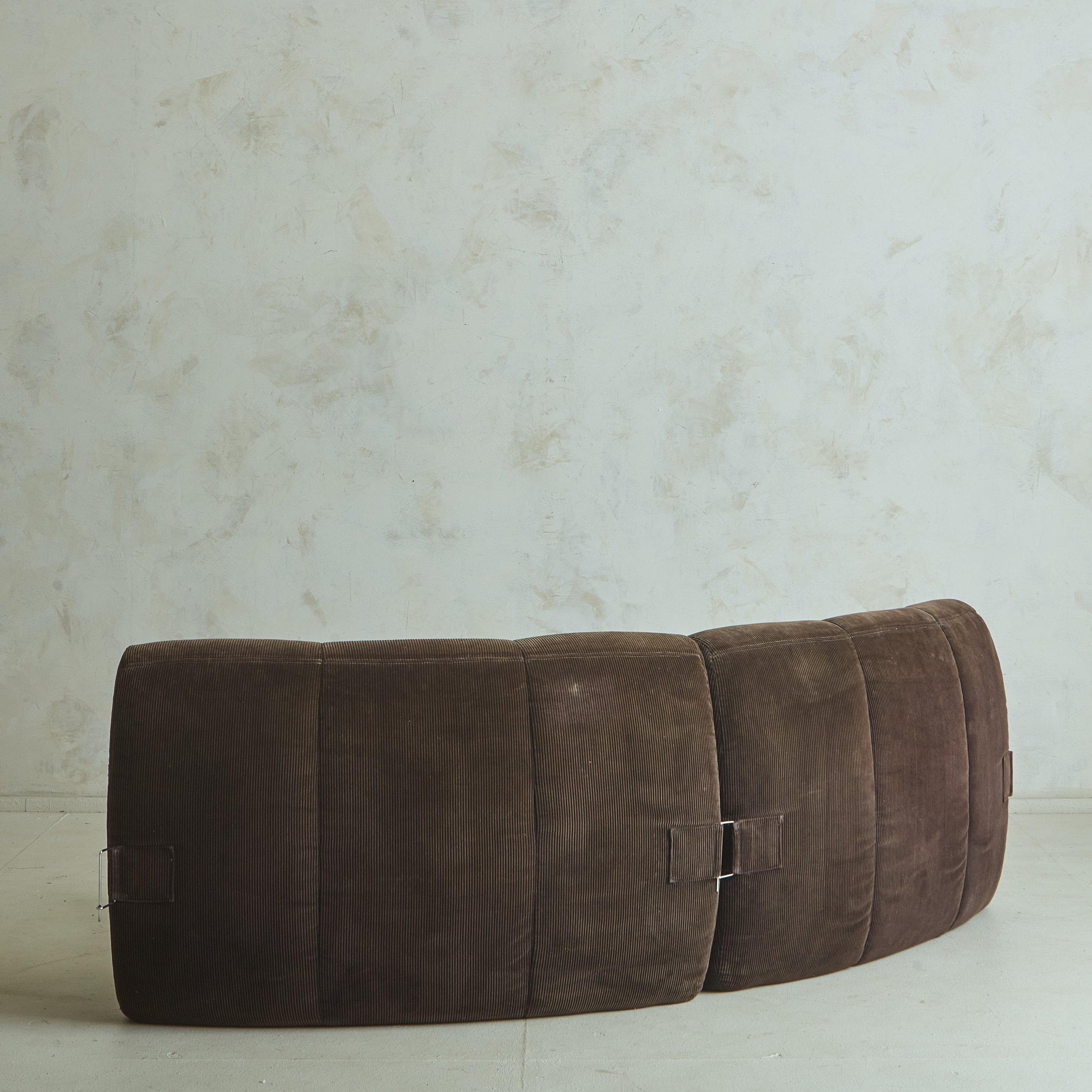 2-teiliges 'Gilda'-Sofa aus braunem Kord von Michel Ducaroy für Ligne Roset, Frankreich (Französisch) im Angebot