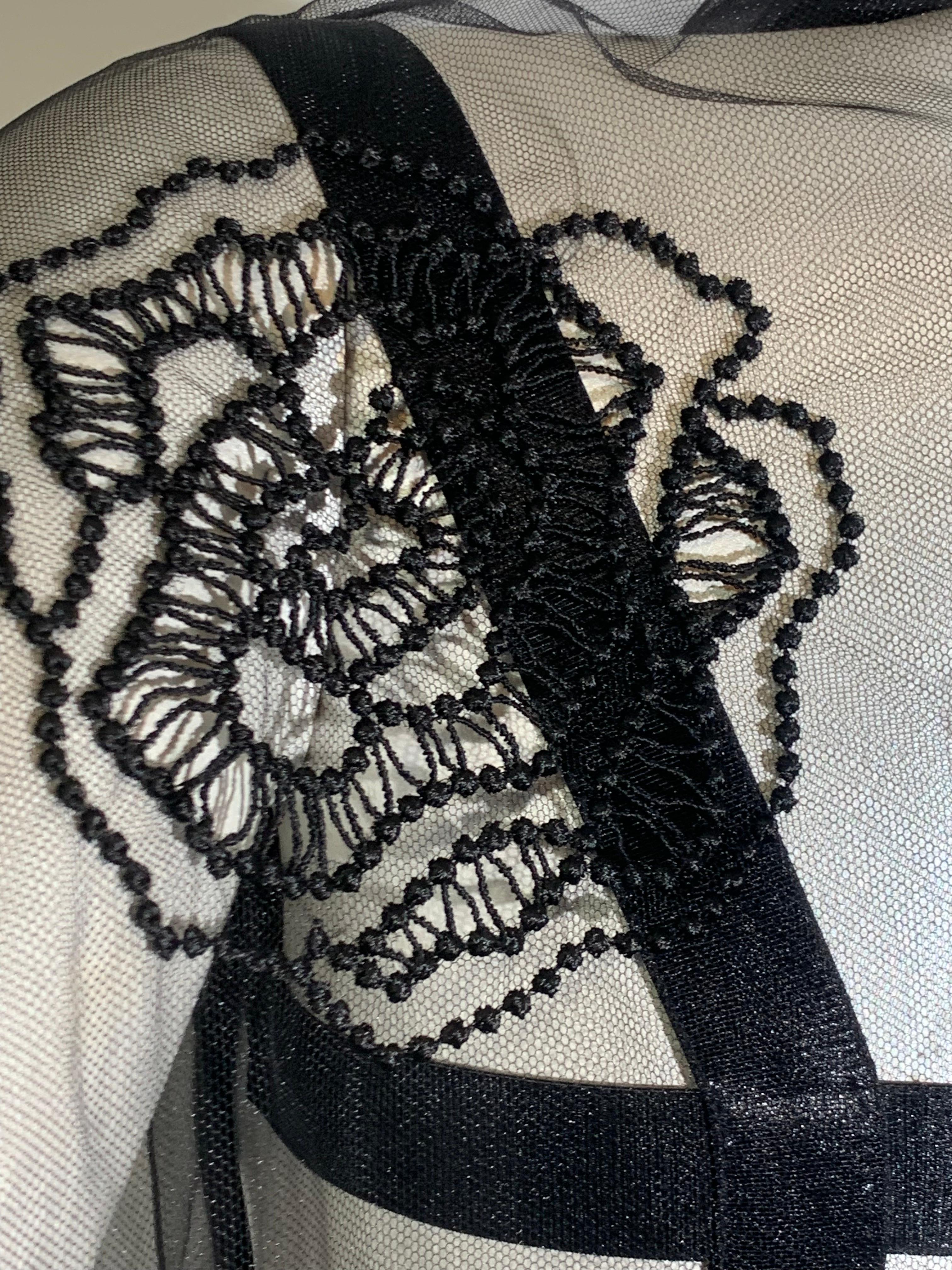 2-Piece Lingerie Set: Black Bondage-Style Bodysuit w/ Embroidered Lace Shrug For Sale 3