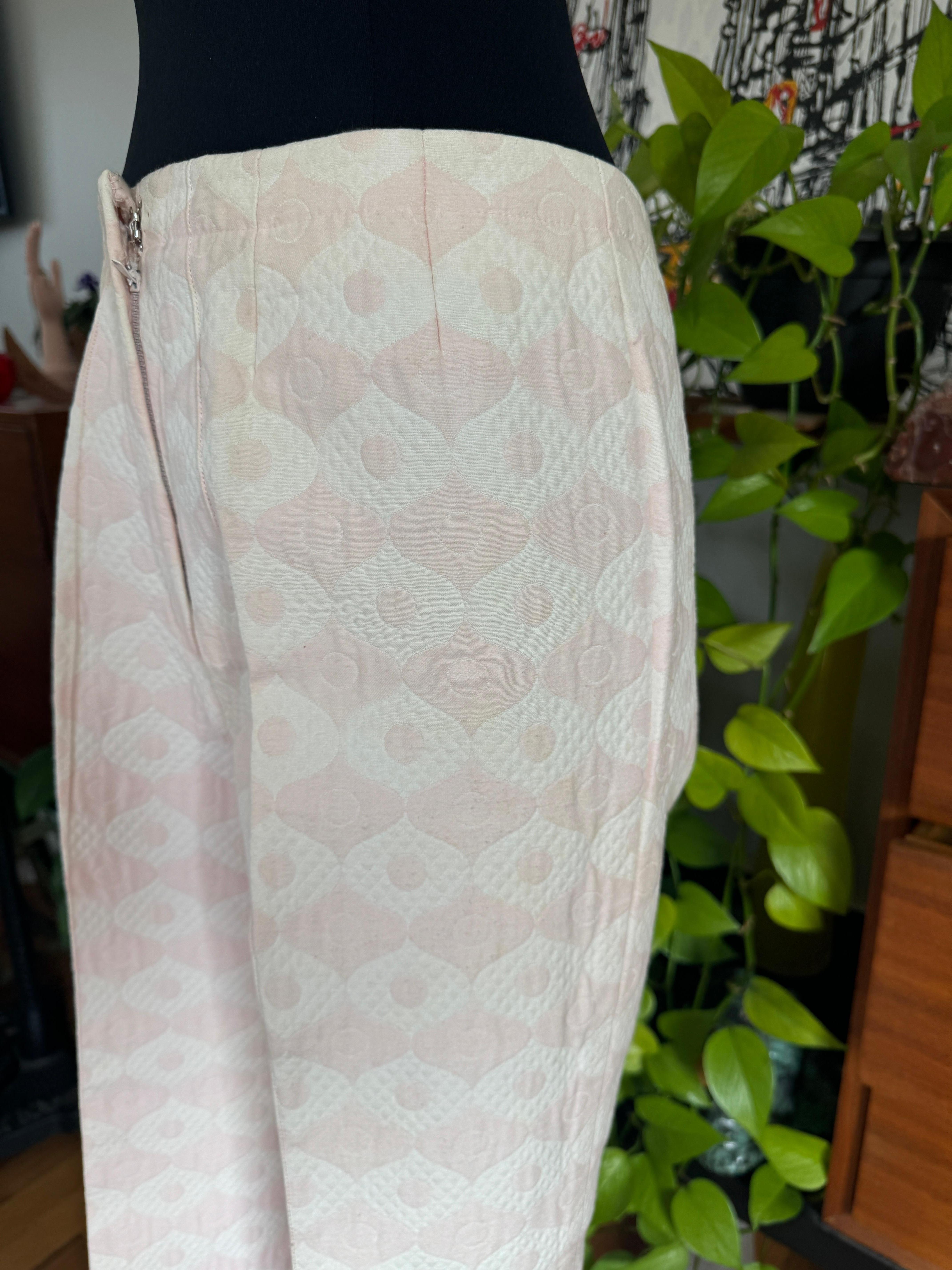 Pink Rhinestone Tunic Pant Suit Vintage 1960s For Sale 2