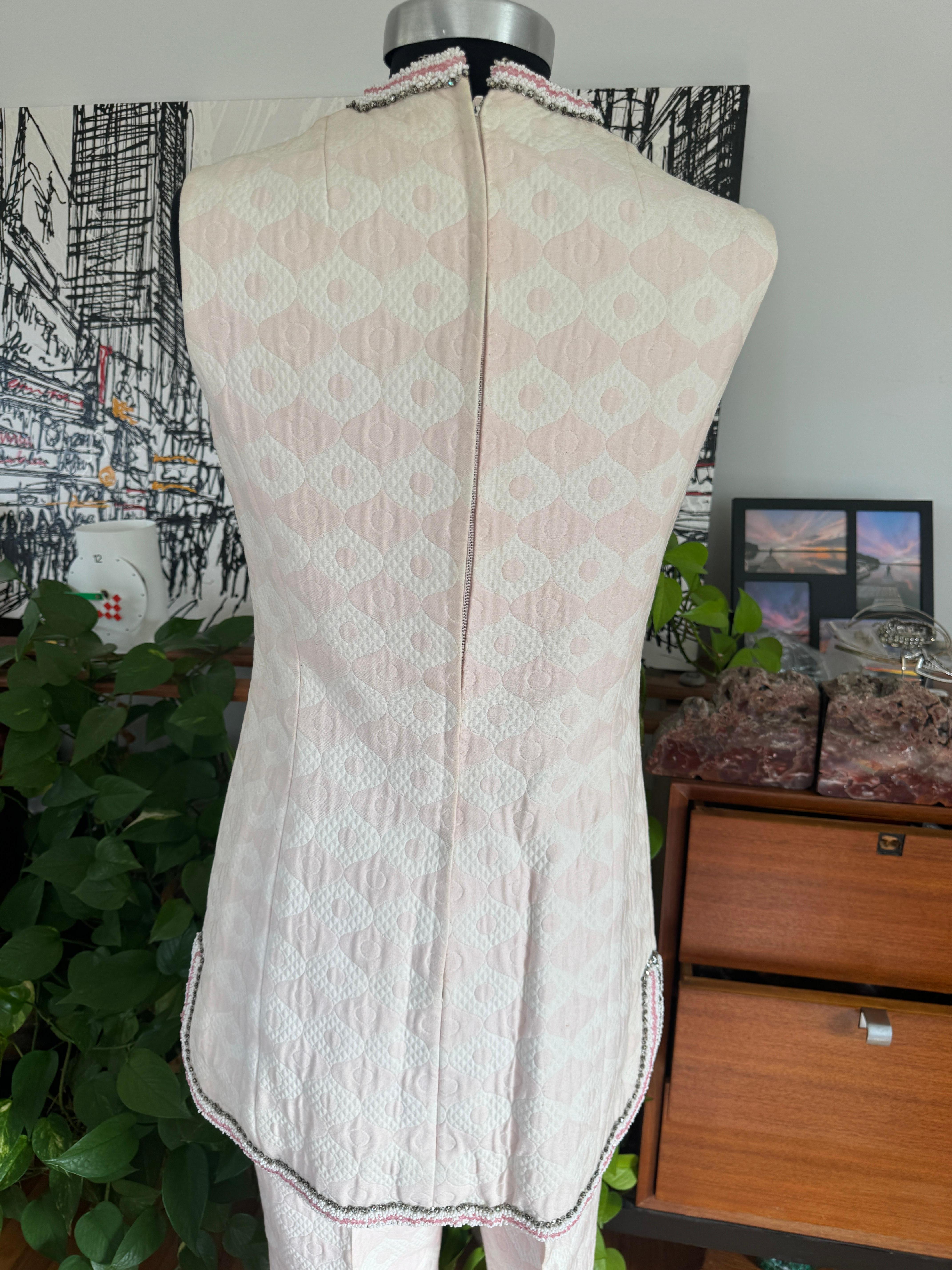 Pink Rhinestone Tunic Pant Suit Vintage 1960s For Sale 7