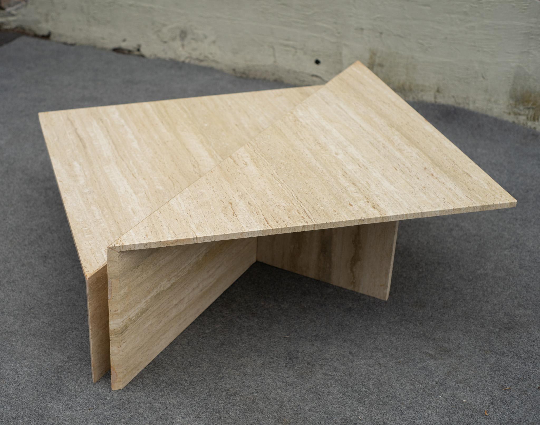 2-Piece Up & Up Triangular Nesting Staggered Coffee Tables in Travertine Stone In Good Condition For Sale In Philadelphia, PA