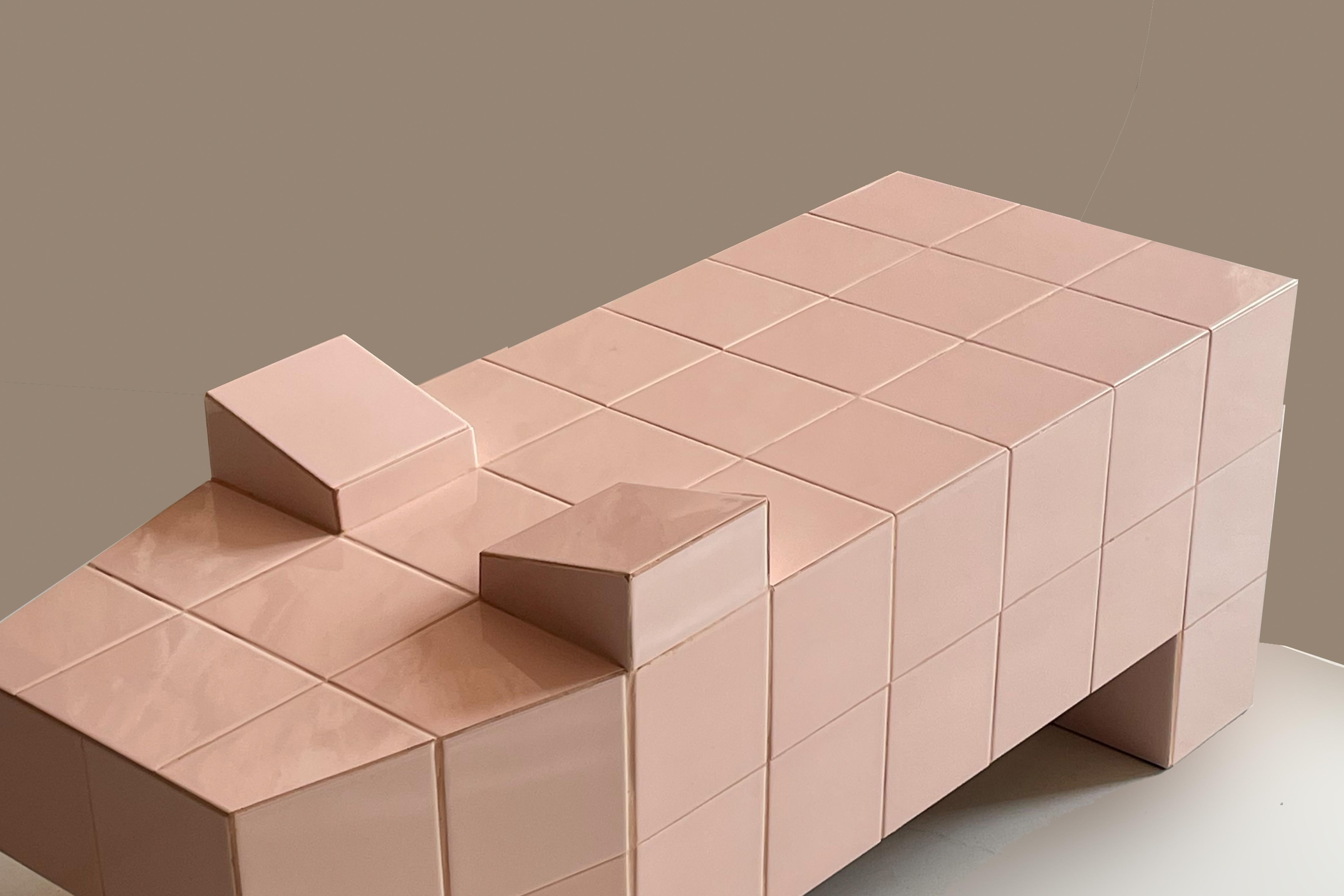 2 Tavolino da caffè a forma di maiale rosa in piastrelle di ceramica tagliate a mano di Bussoga in vendita 1