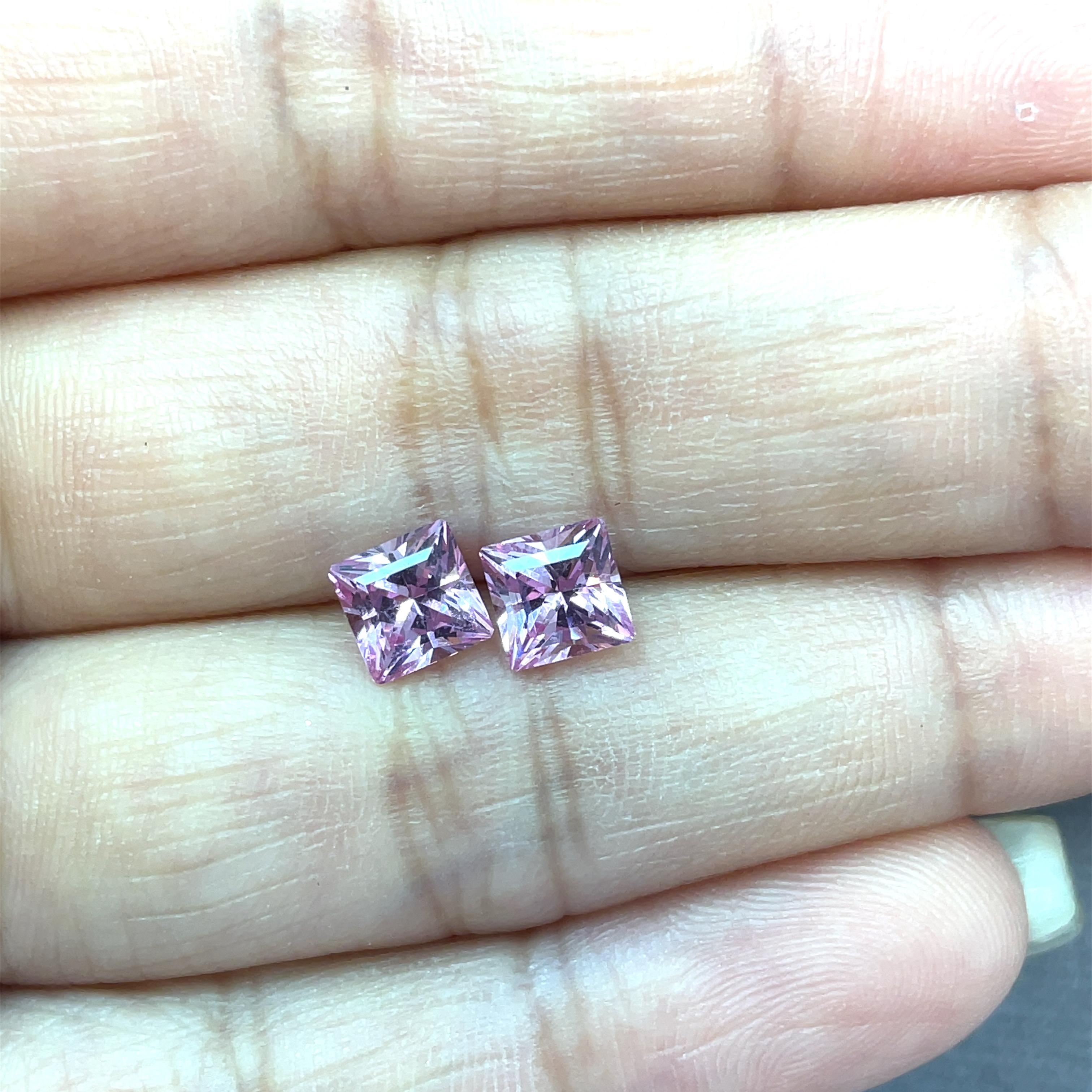 2 Pink Princess-Cut Perfectly Match Spinels Pair 2.18 Cts In New Condition For Sale In Hong Kong, HK