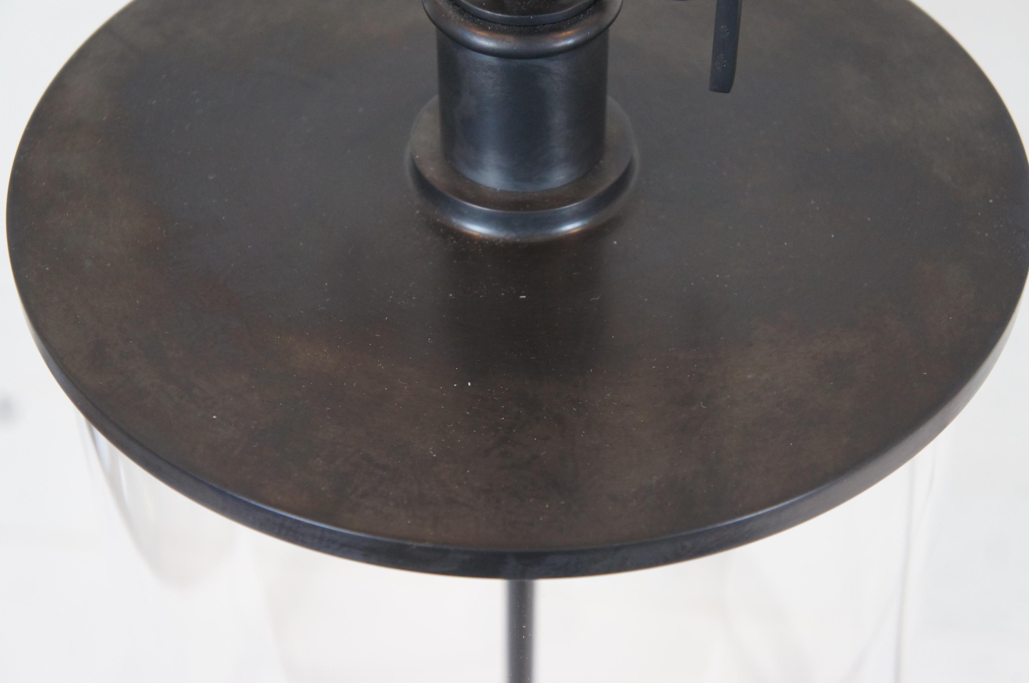2 Lámparas de mesa Ralph Lauren Modern Glass Hurricane Bronce Library Buffet en venta 1