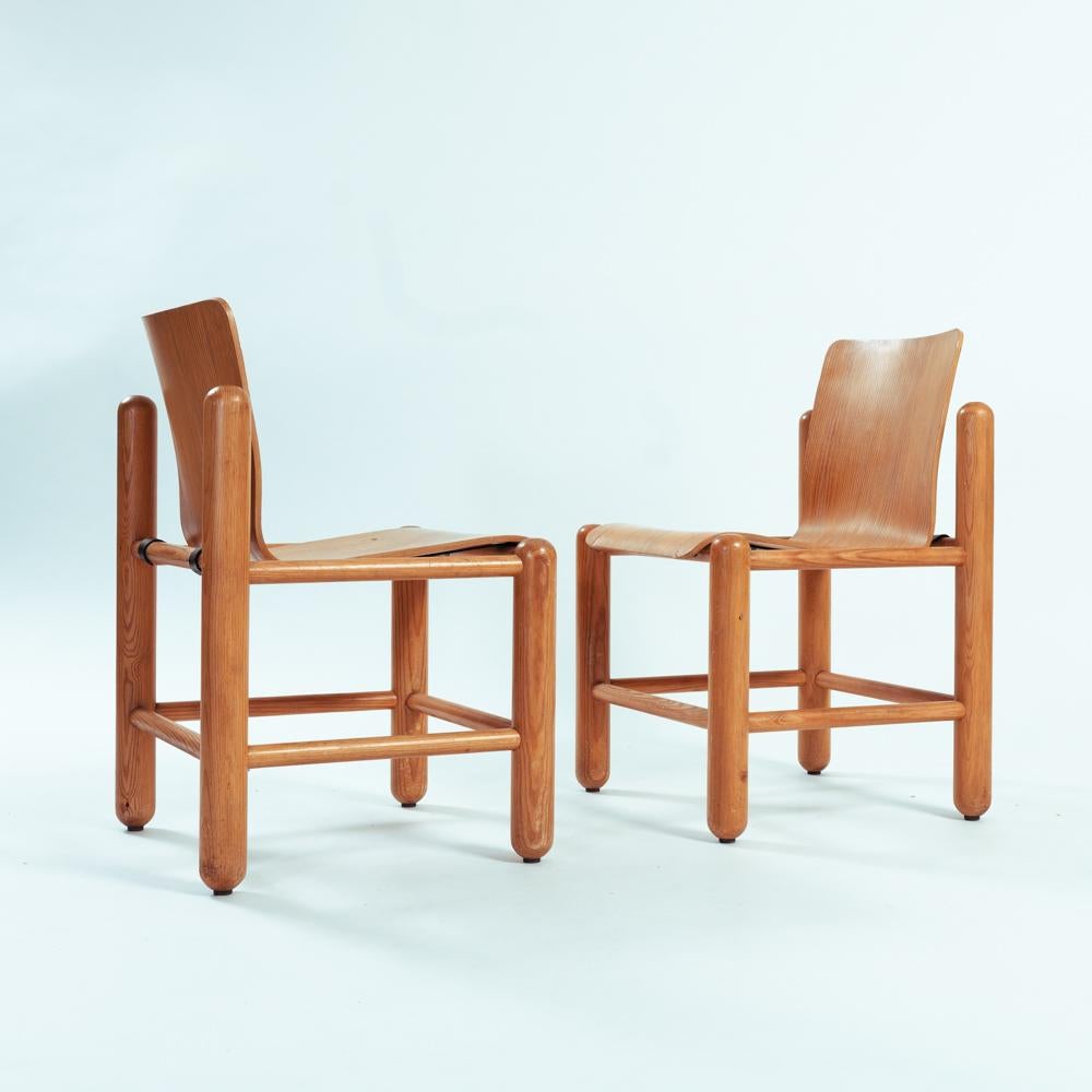 20th Century Knud Friis & Elmar Moltke Nielsen (Friis & Moltke) pine brutalist chairs Getama For Sale
