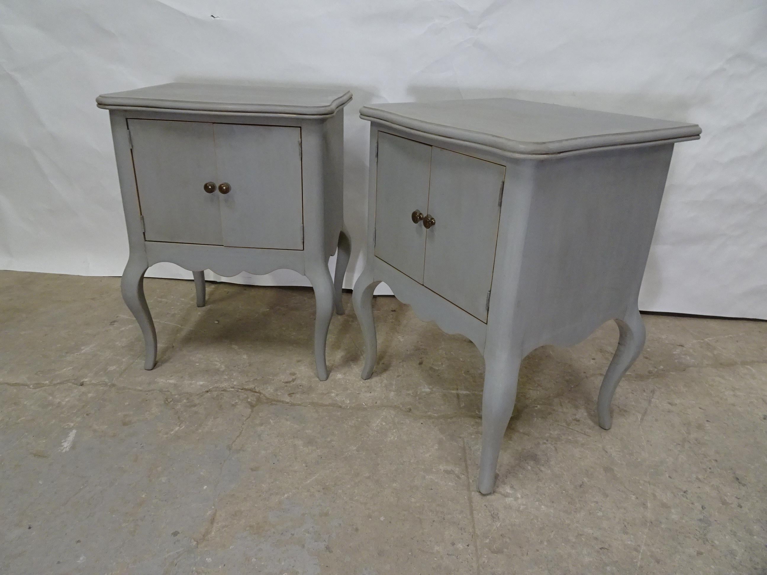 Mid-20th Century 2 Rococo Style Nightstands