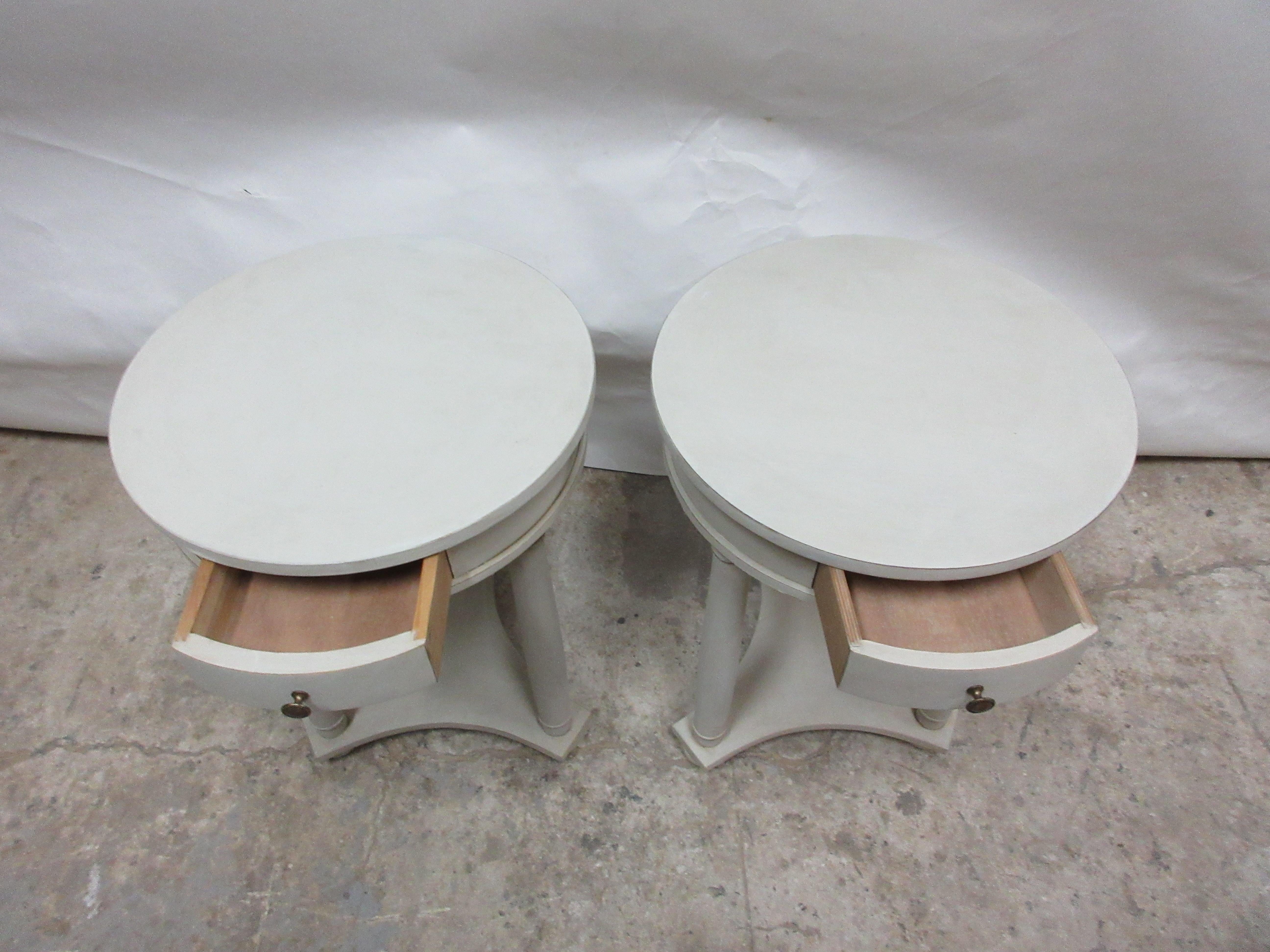 Country 2 Round Tables Side Tables