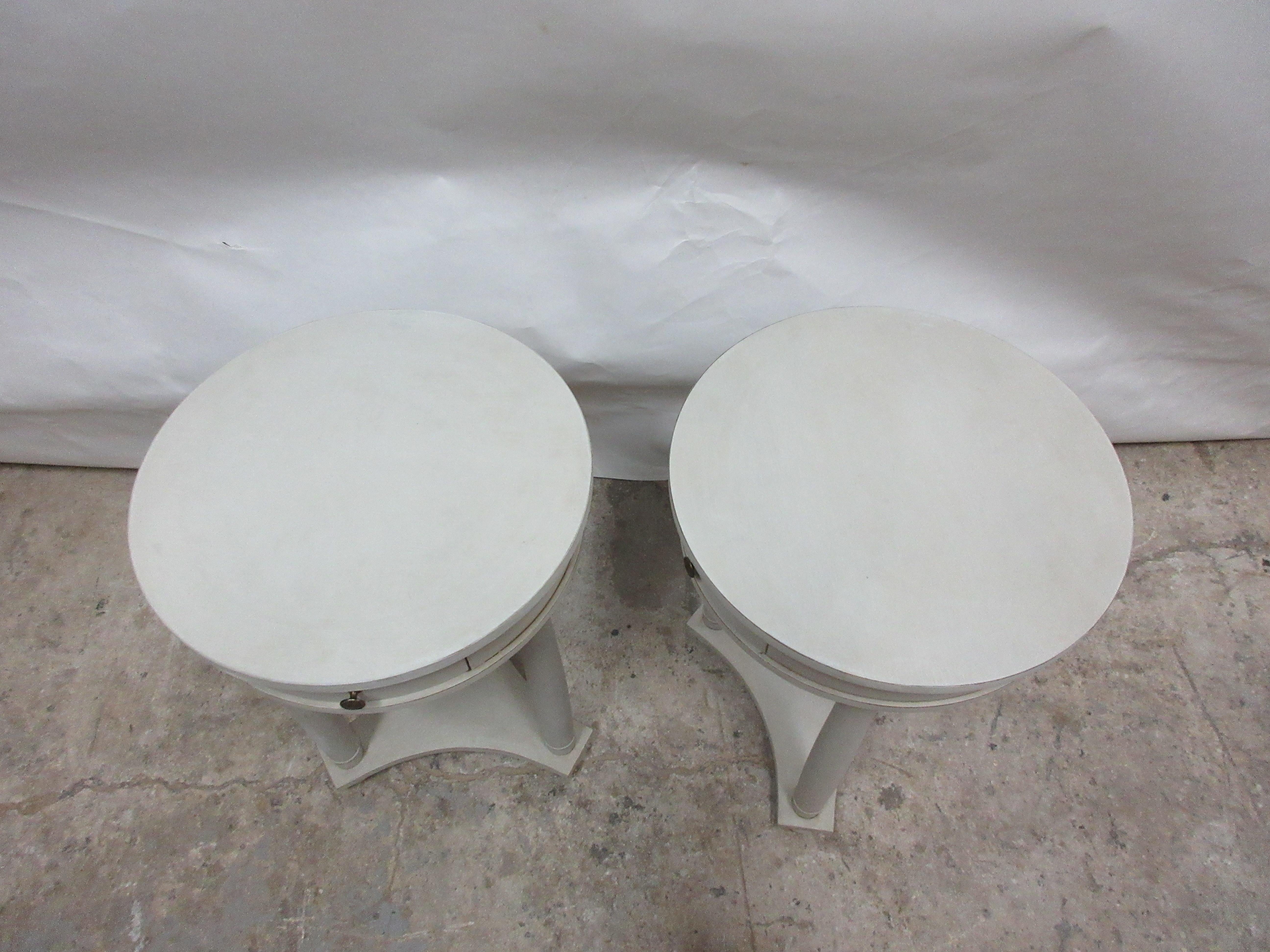 2 Round Tables Side Tables In Good Condition In Hollywood, FL