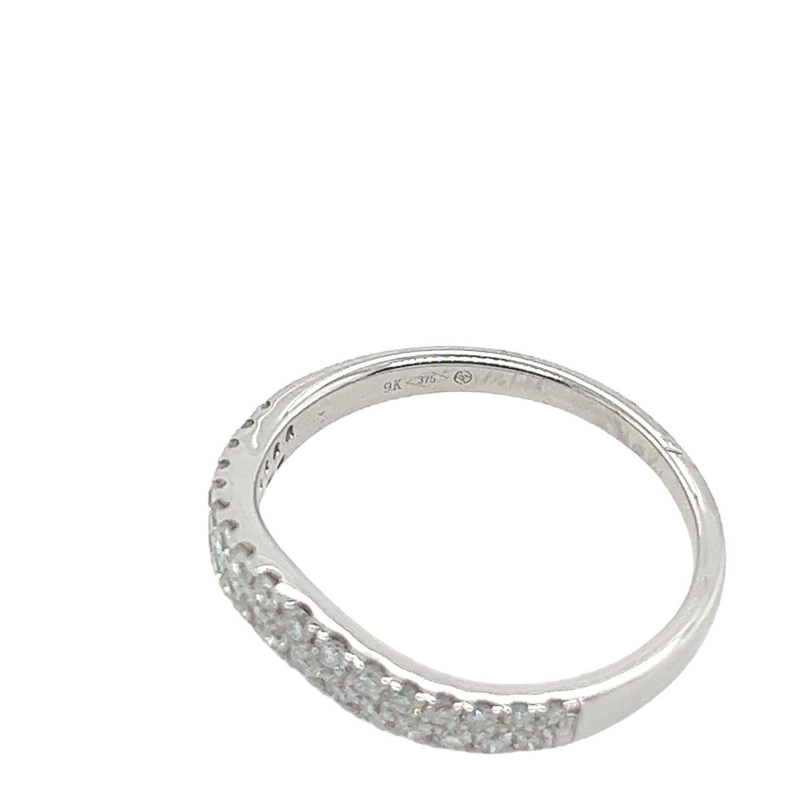 2-reihiger geschwungener Diamantring mit 0,34ct runden Diamanten aus 9ct Weißgold im Angebot 1