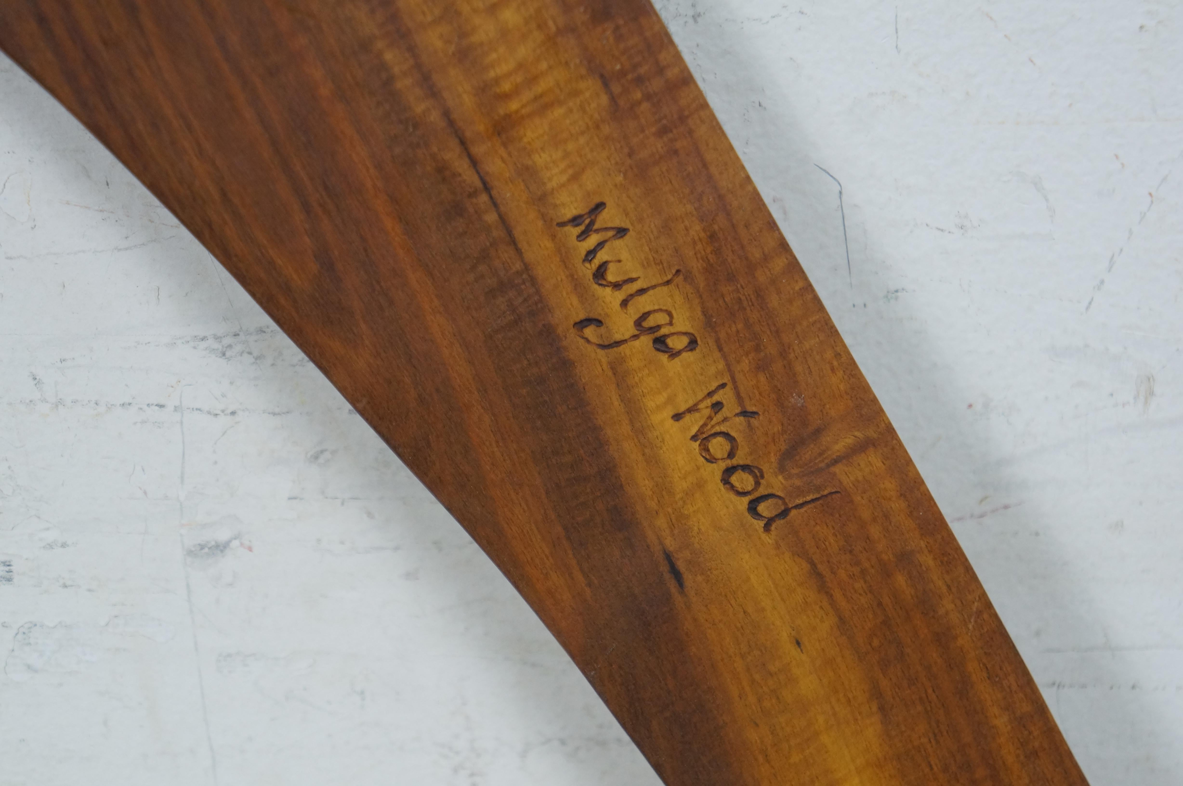 2 Roy Barker firmati Boomerang australiani aborigeni in legno di Mulga, bastoni da lancio in vendita 4