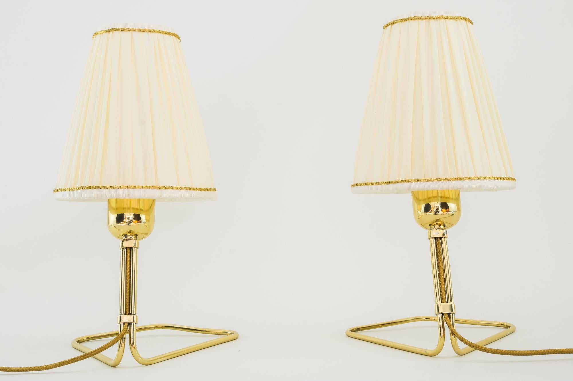 Laqué 2 lampes de table Rupert Nikoll Vienne circa 1950 avec abat-jour en tissu en vente