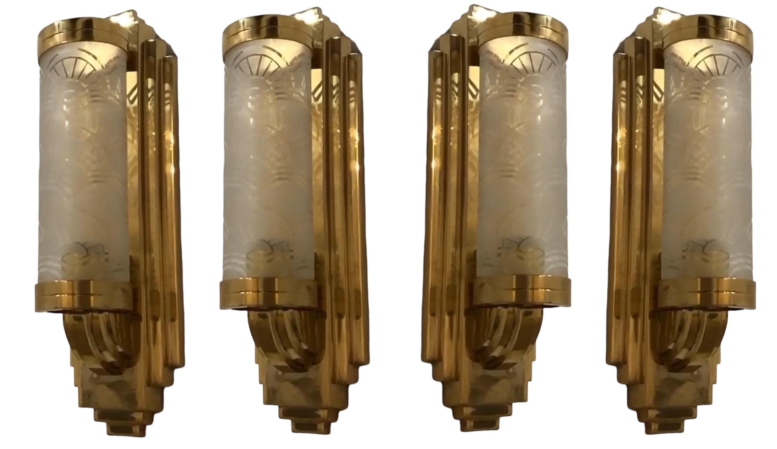 2  Sconces in bronze and Glass, Style, Art Deco, Year, 1930, German For Sale 5