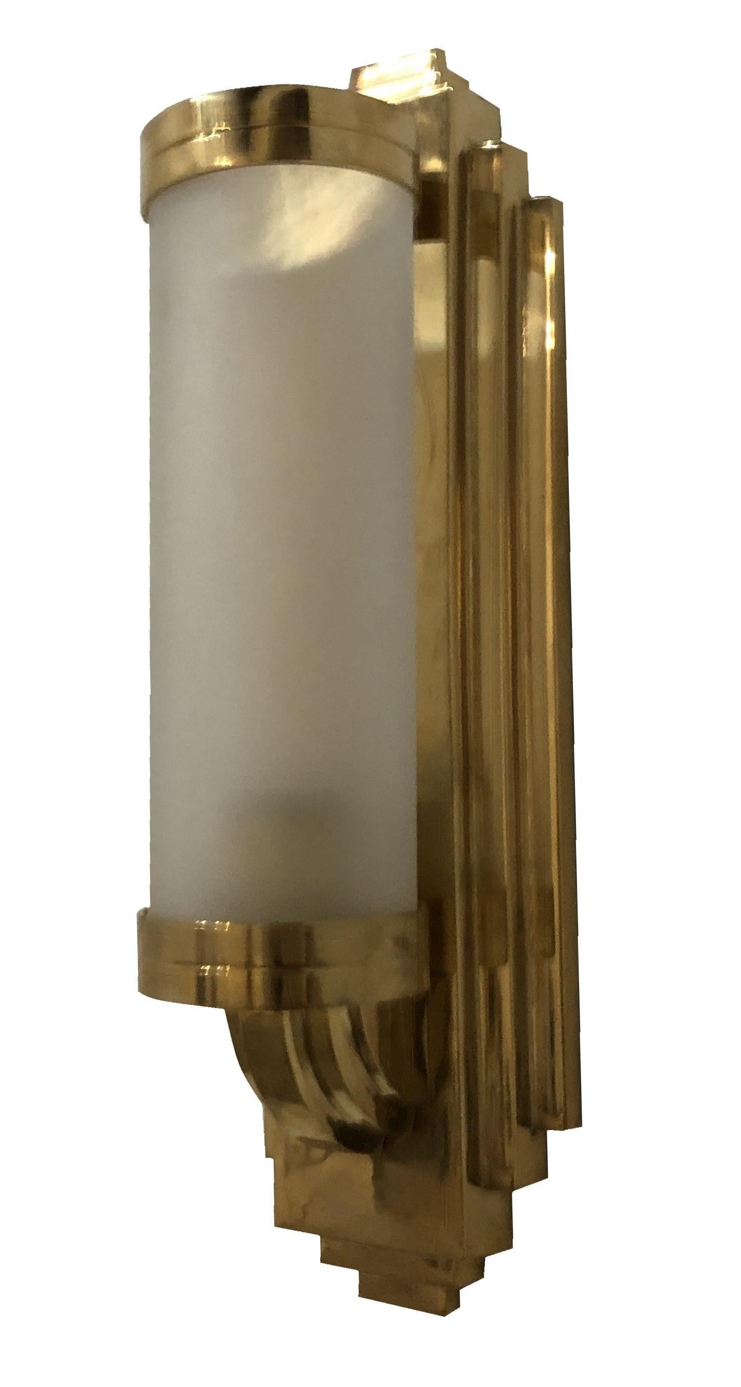 2  Sconces in bronze and Glass, Style, Art Deco, Year, 1930, German In Good Condition For Sale In Ciudad Autónoma Buenos Aires, C