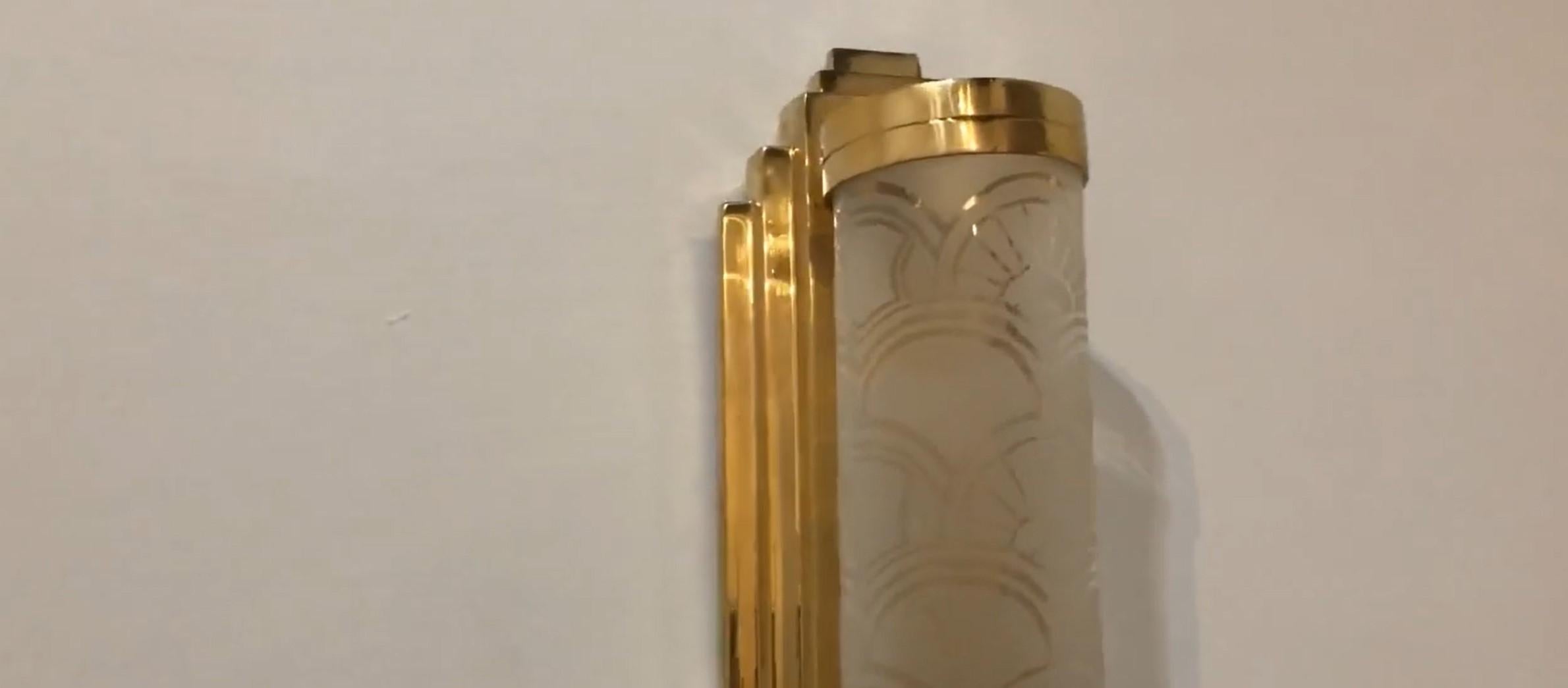 Bronzo 2  Applique in bronzo e vetro, Stile, Art Deco, Anno, 1930, Tedesco in vendita