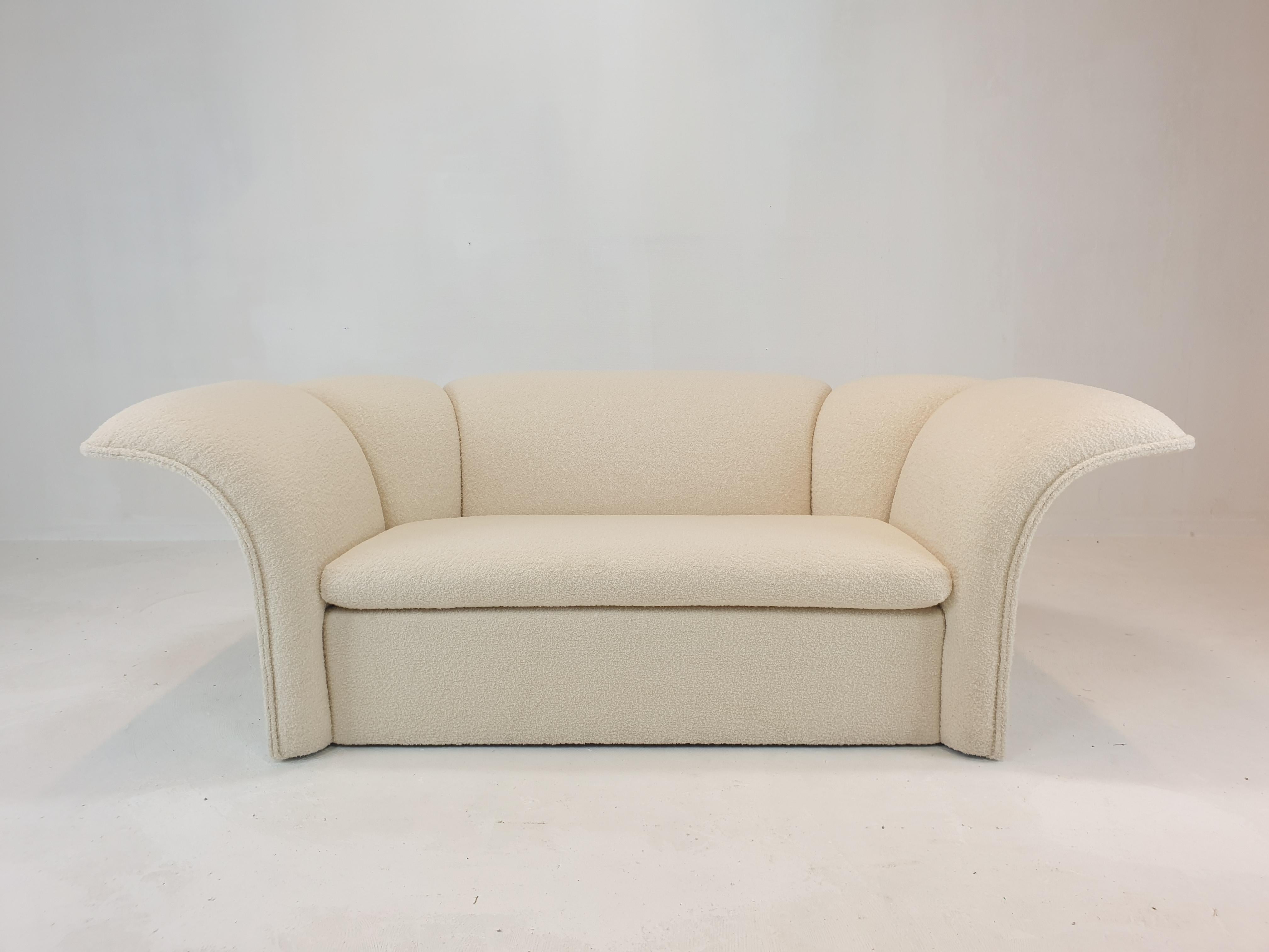 Dutch 2-Seat Sofa by Artifort, 1970's For Sale