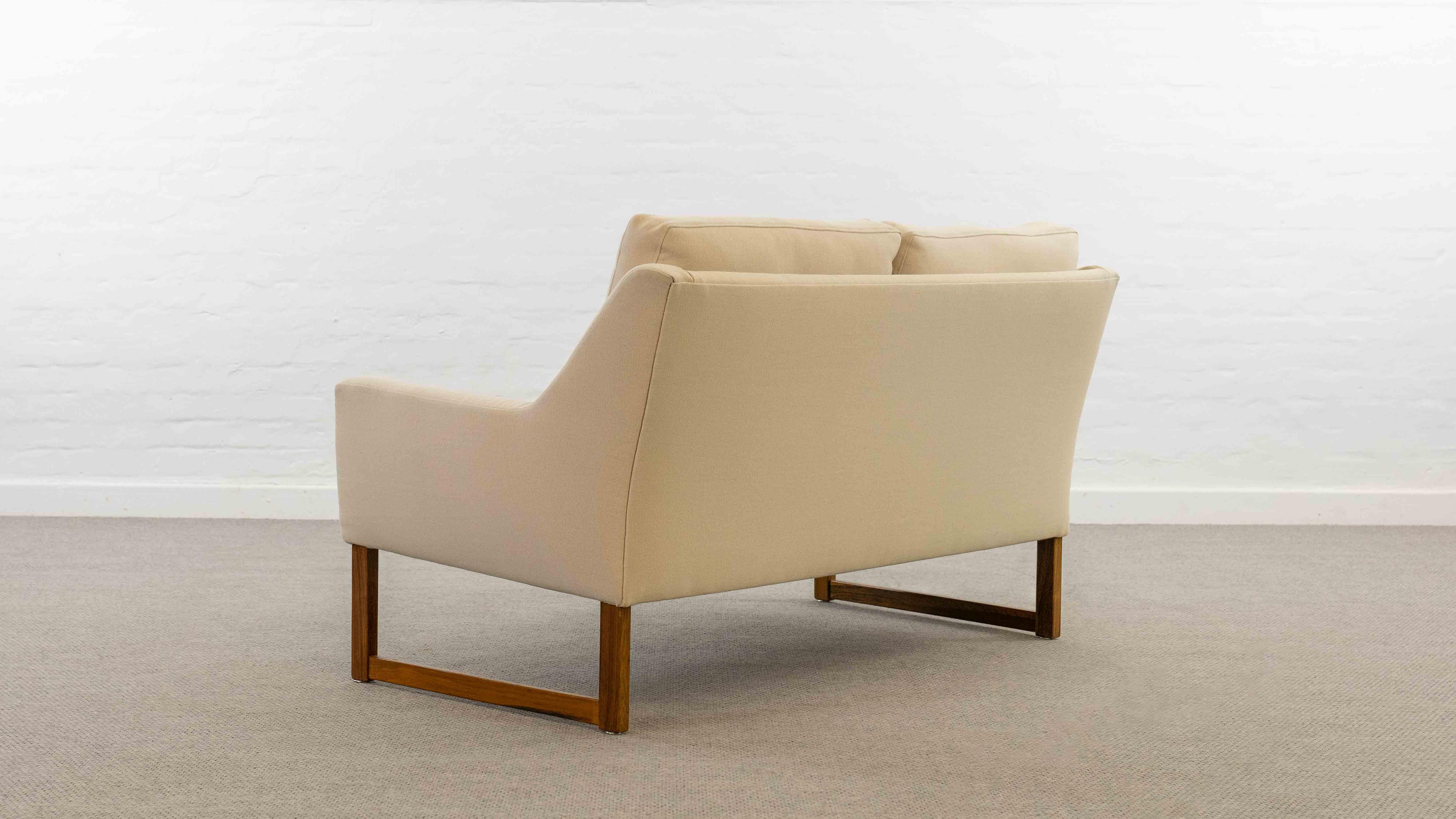 2-sitziges Sofa von Rudolf B. Glatzel für Kill International (Stoff) im Angebot