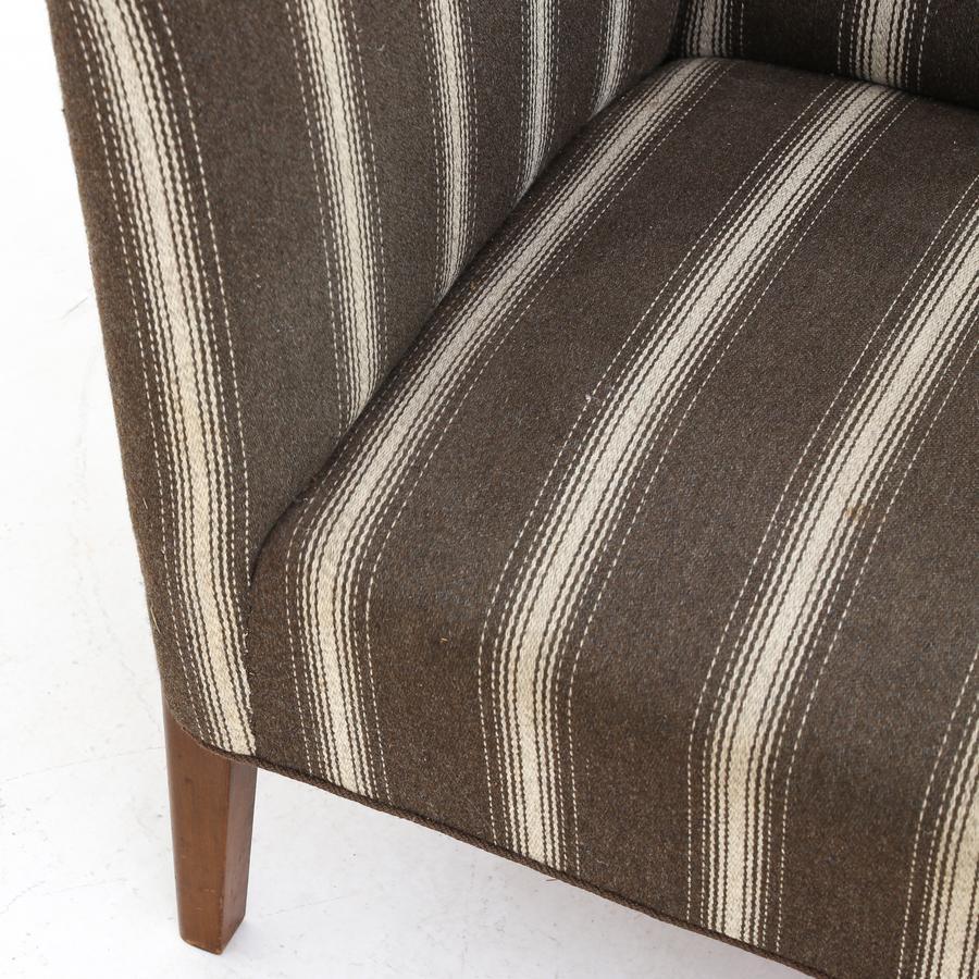 2 Seater-Sofa der dänischen Designerin (Gebeizt) im Angebot