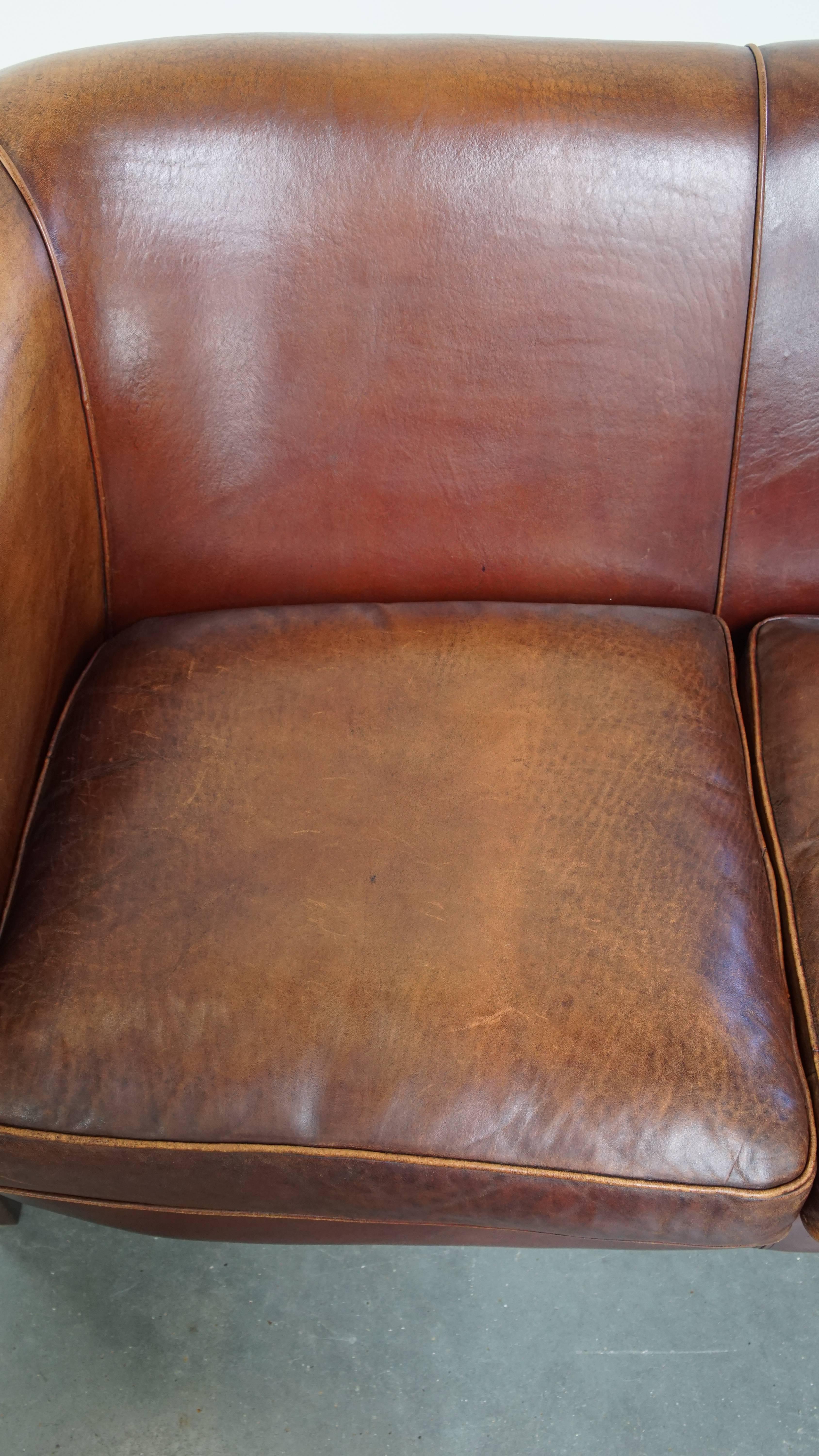 2-Sitzer-Clubsofa aus Schafsleder im Zustand „Gut“ im Angebot in Harderwijk, NL