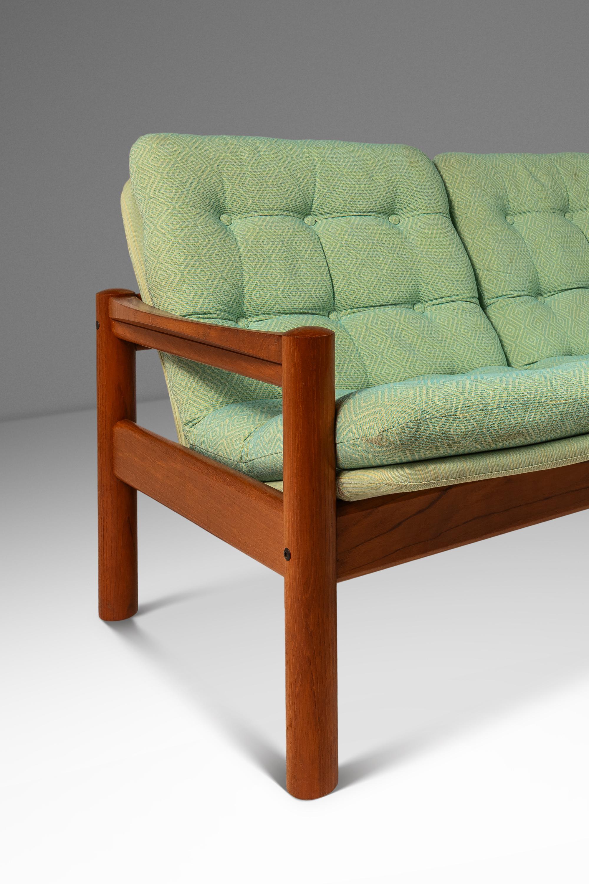Causeuse 2 places en teck massif et tissu original, Domino Møbler, Danemark, 1970 en vente 5