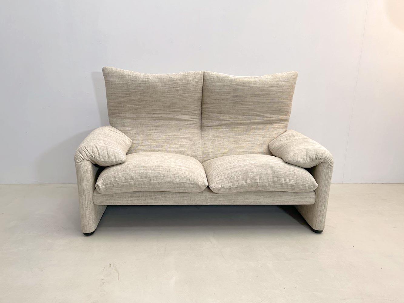 magistretti sofa