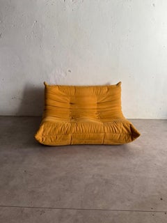 Canapé 2 places Togo par Michel Ducaroy pour Ligne Roset, France