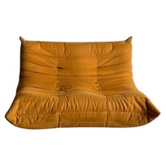 Canapé 2 places Togo par Michel Ducaroy pour Ligne Roset, France
