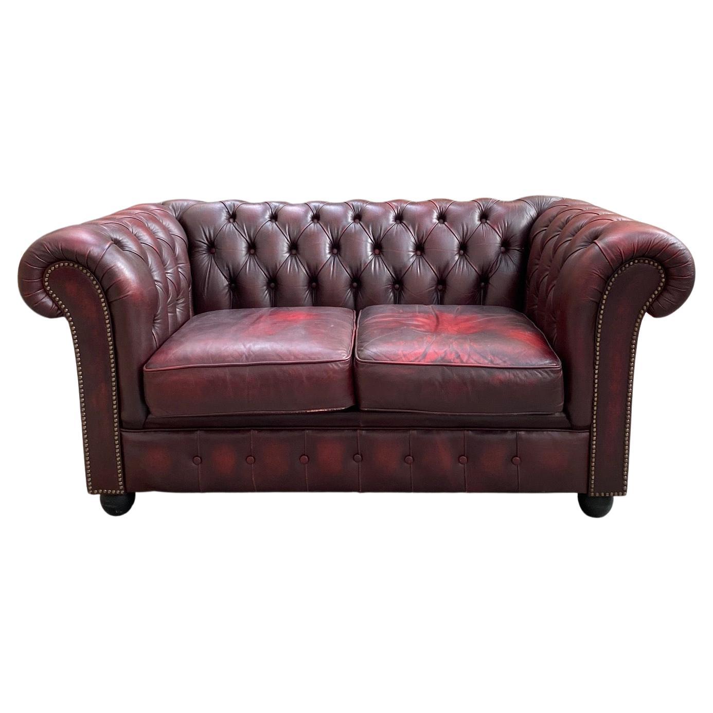 2-Seater Vintage Chesterfield Sofa For Sale