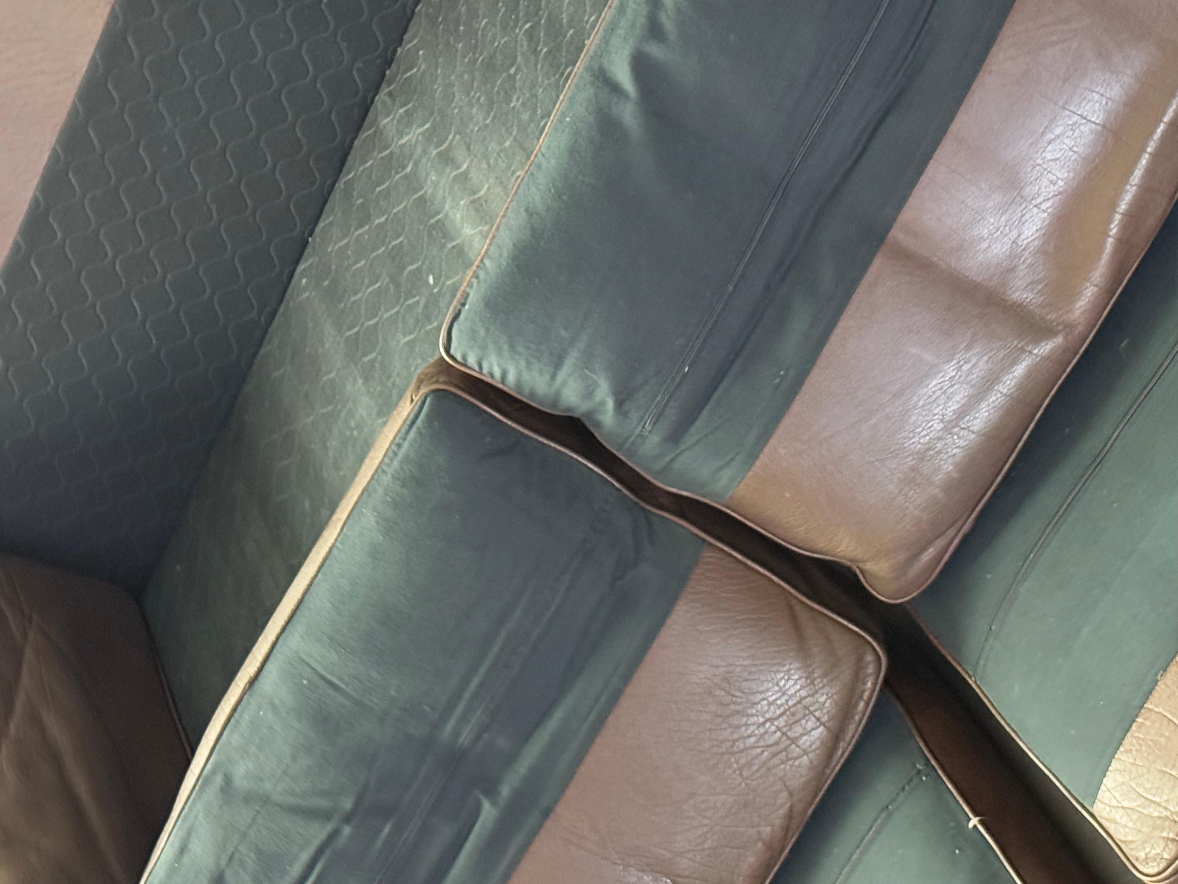 2-sitziges Sofa in braunem Leder, Illum Wikkelso für Holger Christiansen im Angebot 4