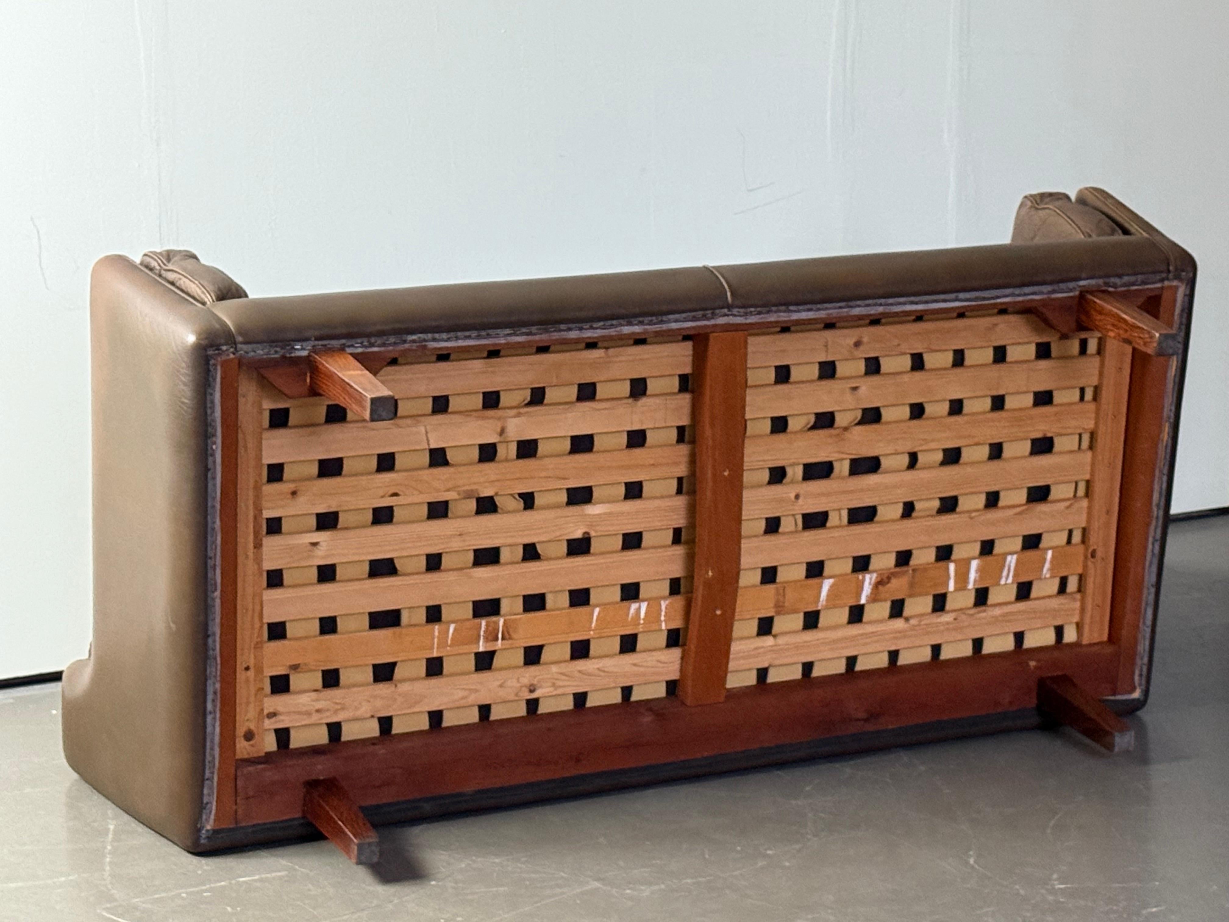 2-sitziges Sofa in braunem Leder, Illum Wikkelso für Holger Christiansen im Angebot 6