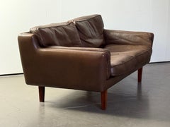 2 seats sofa in brown leather, Illum Wikkelso for Holger Christiansen