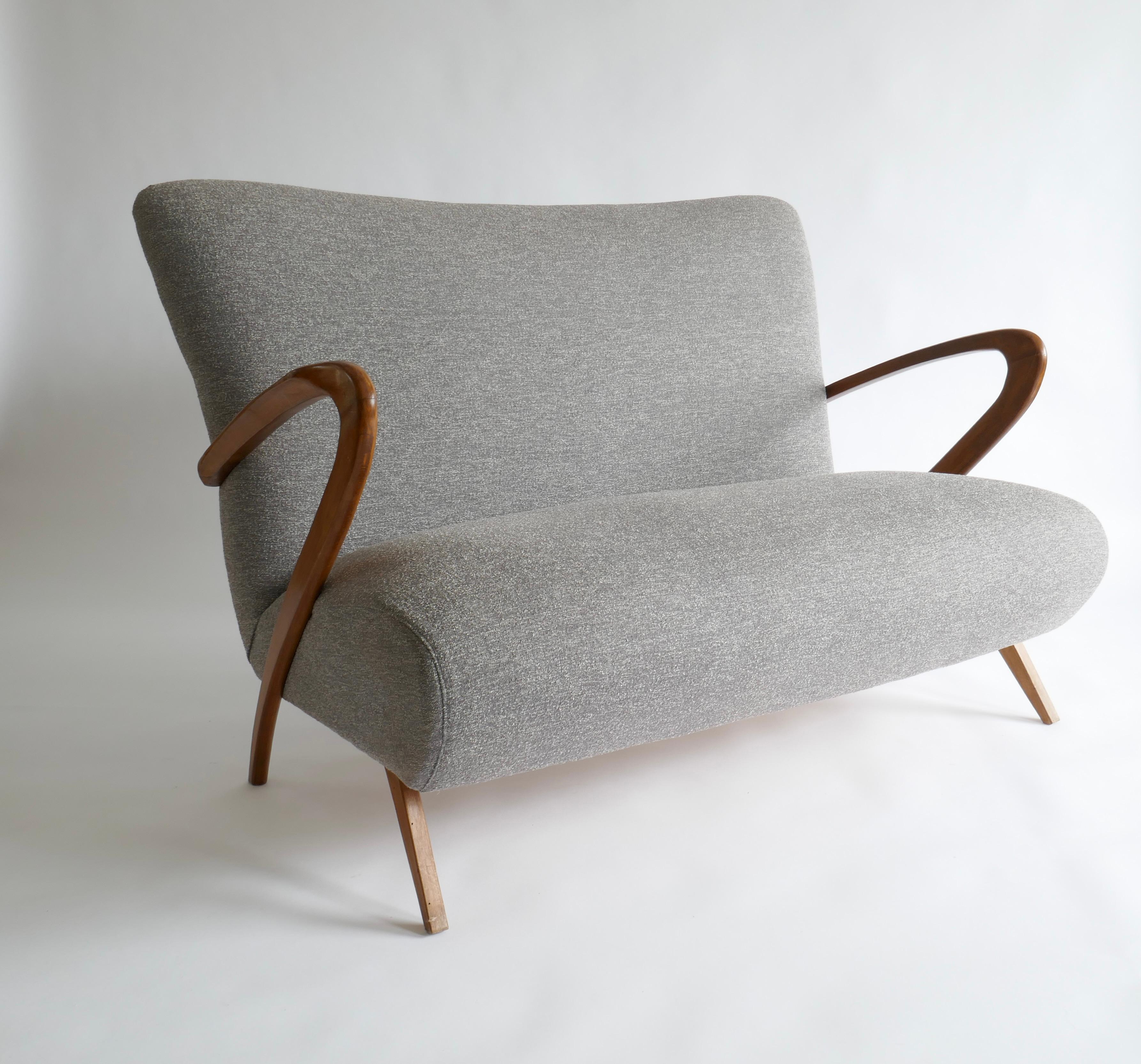 2 Sitzen-Sofa /Settee im Stil von Paolo Buffa, Italien, 1950er Jahre (Moderne der Mitte des Jahrhunderts) im Angebot