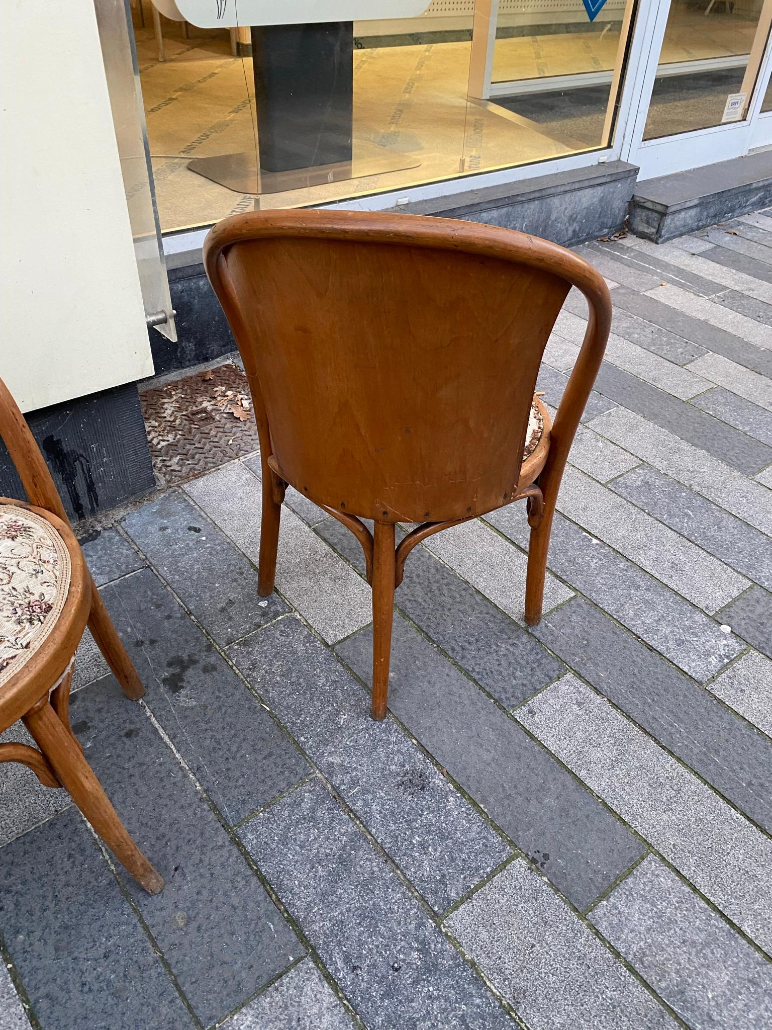 Beech 2 Secession Style Chairs circa 1900 For Sale