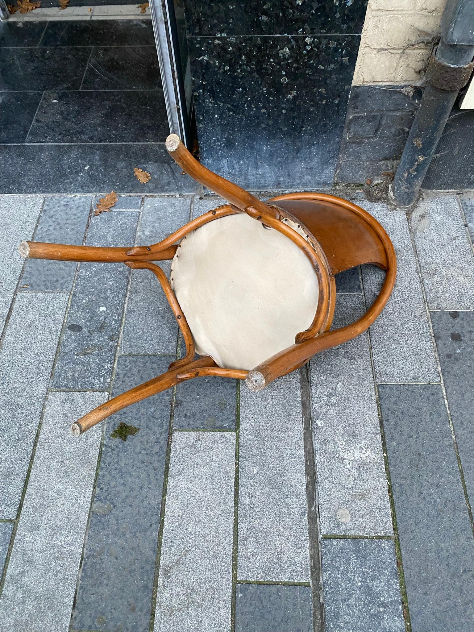 2 Secession Style Chairs circa 1900 For Sale 2