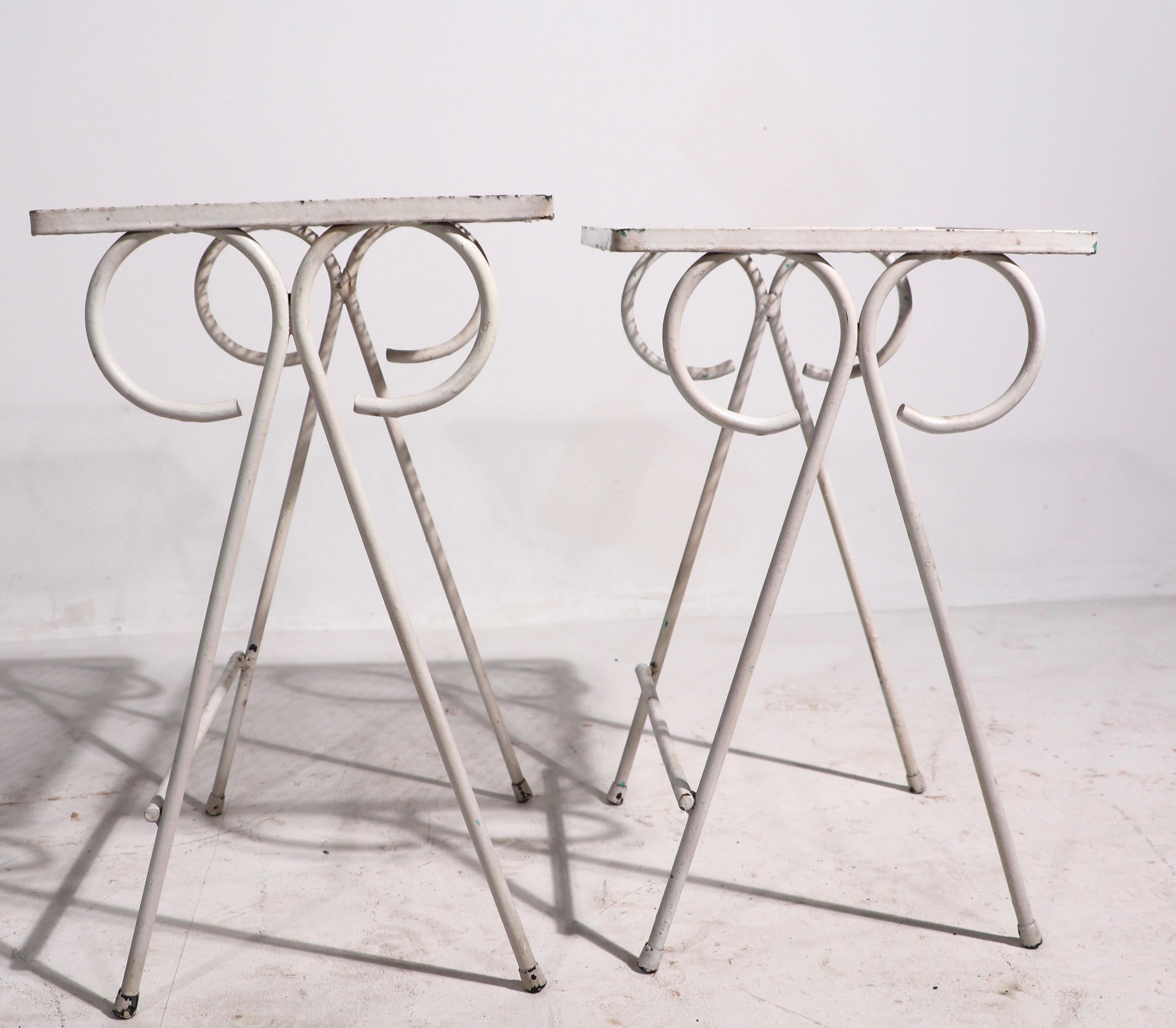 20th Century 2 Sets of 2 Wrought Iron Patio Garden Nesting Tables Attributed to Salterini For Sale