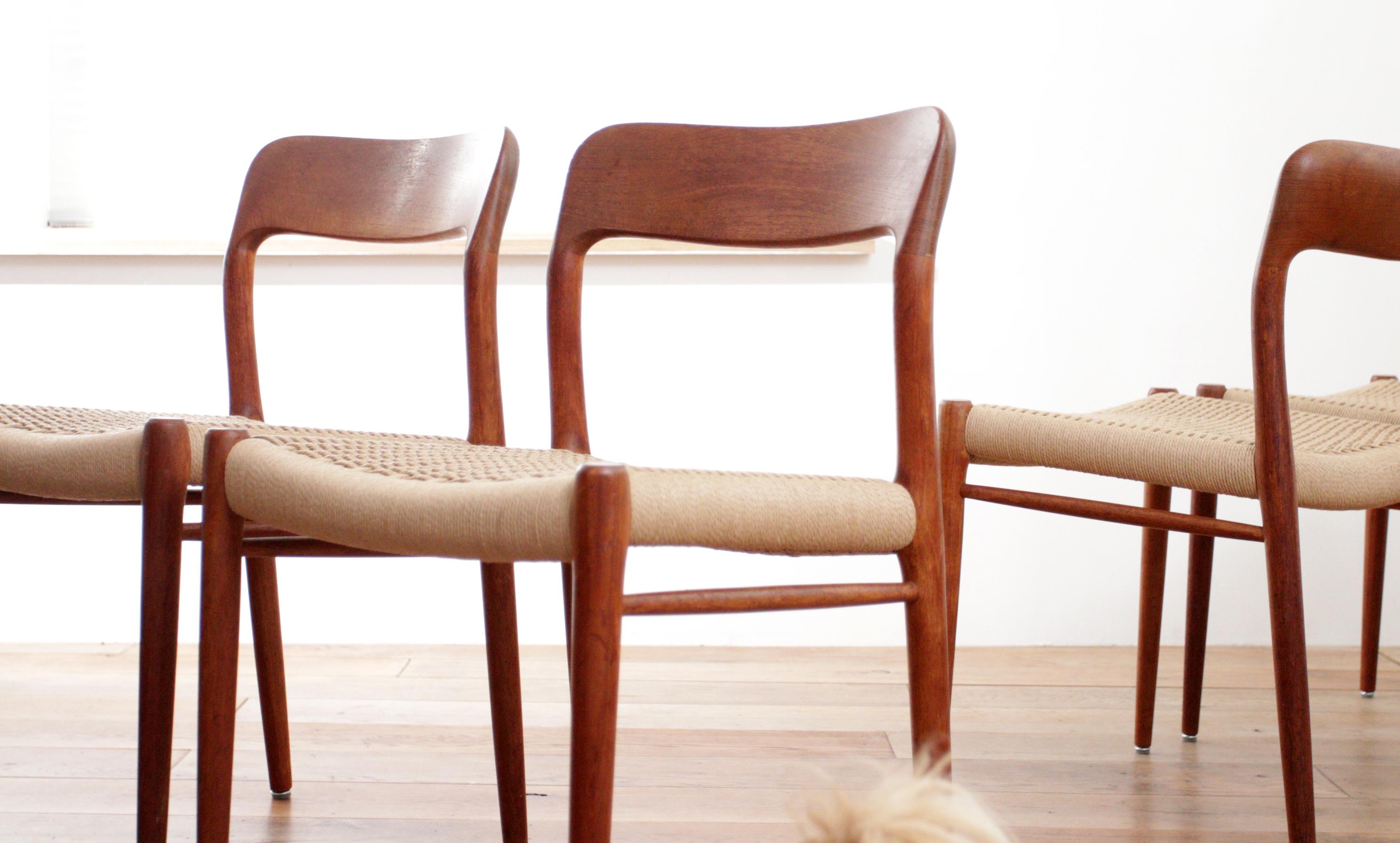 1 ensemble de 4 chaises de salle à manger danoises de design Niels Otto Moller, modèle 75, JL Molller en vente 2