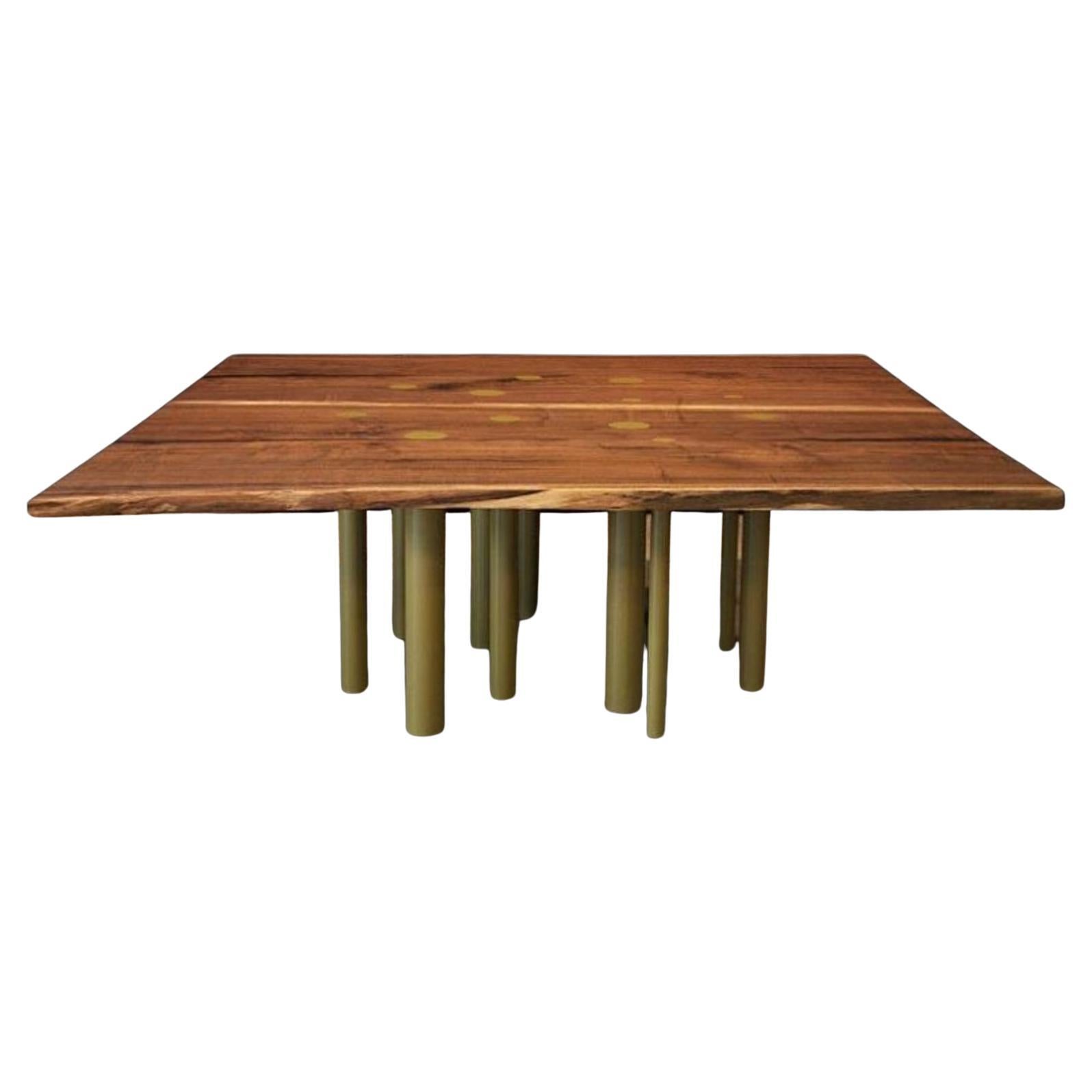 Moderner Esstisch aus schwarzem Nussbaumholz mit 2 Platten und röhrenförmigen Beinen