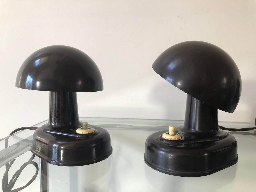 2 Small Art Deco Brown Bakelite Tables or Wall Lights, Adjustable Round Shade (Tschechisch) im Angebot