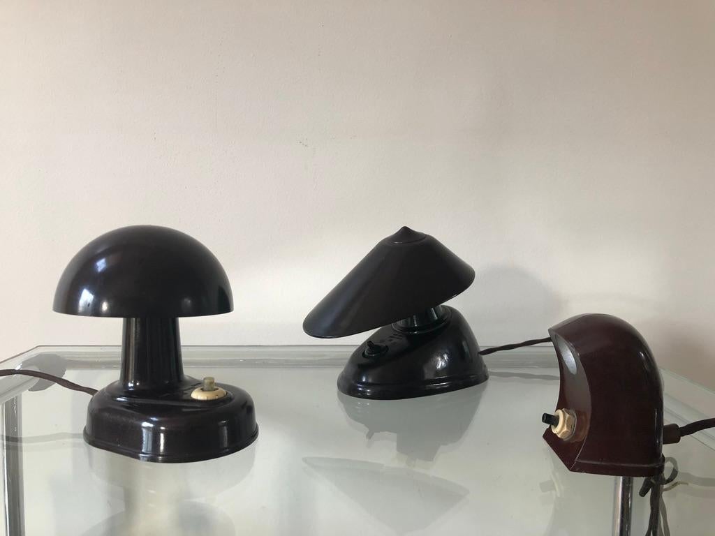 2 Small Art Deco Brown Bakelite Tables or Wall Lights, Adjustable Round Shade im Zustand „Gut“ im Angebot in Crespieres, FR