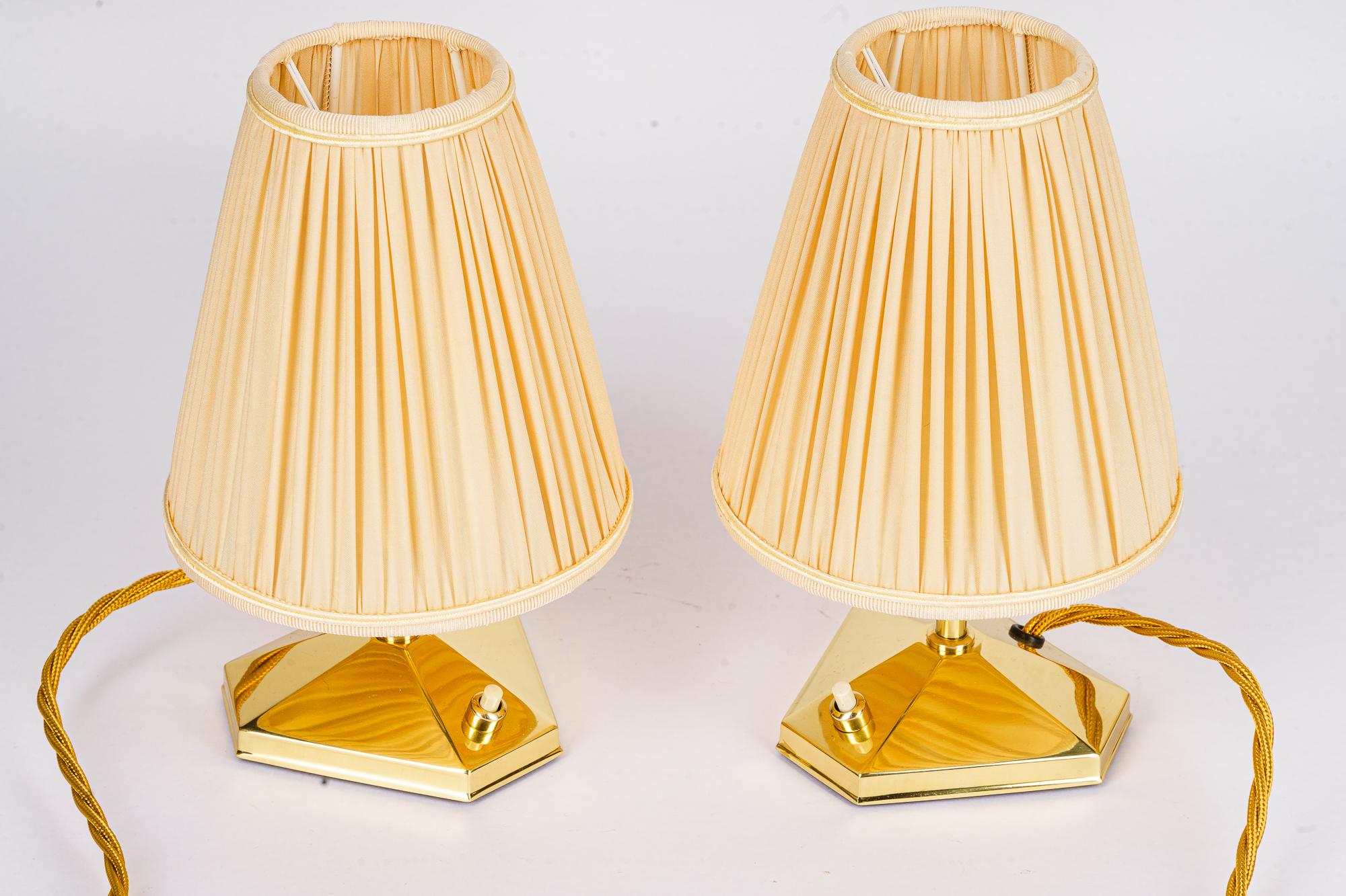 2 kleine messing tischlampen mit stoffschirmen wien um 1960er (Moderne der Mitte des Jahrhunderts) im Angebot