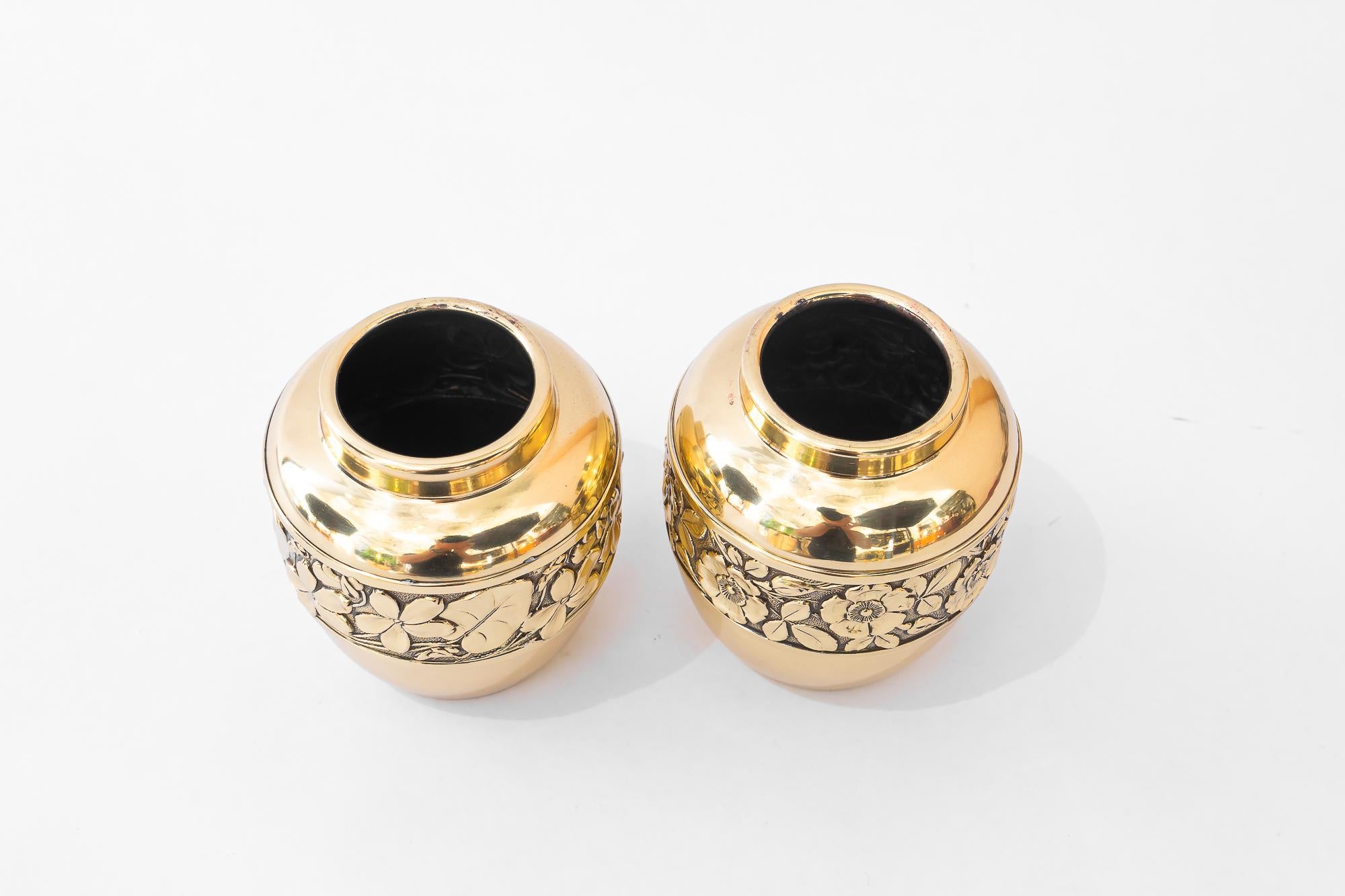 2 small jugendstil cactus pots around 1908 In Good Condition For Sale In Wien, AT