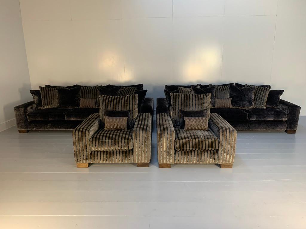 XXIe siècle et contemporain Suite de 2 canapés et 2 fauteuils en velours métallisé zinc Romo en vente