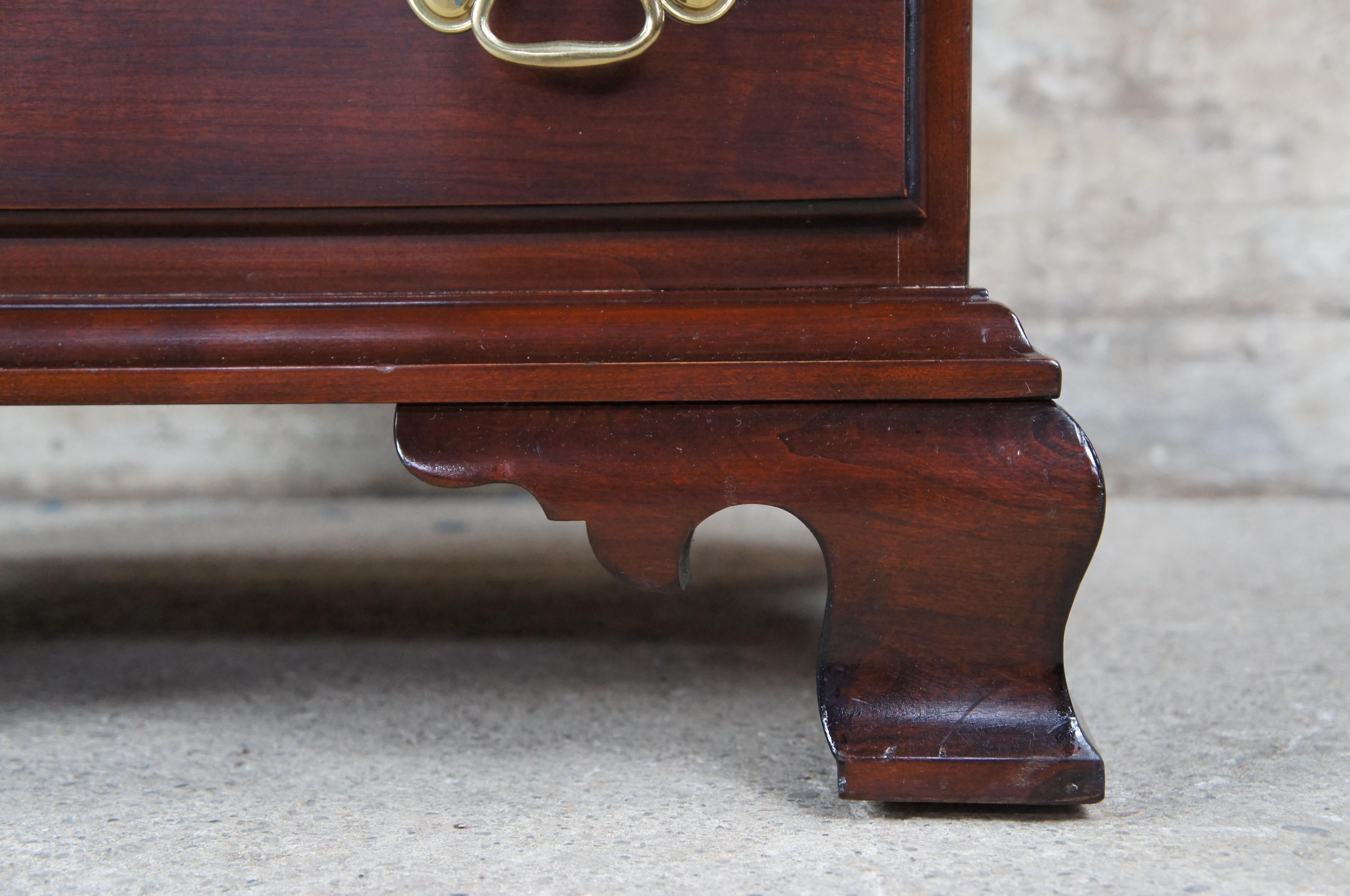 2 Statton Old Towne Cherry Chippendale Georgian Nighstands Chests Dressers 4