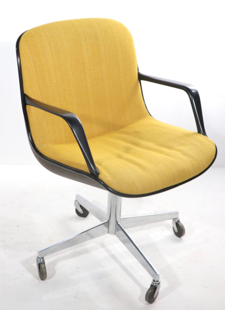 Post-Modern 1 Steelcase  Swivel Arm Desk Office Chair after Pollock for Knoll
