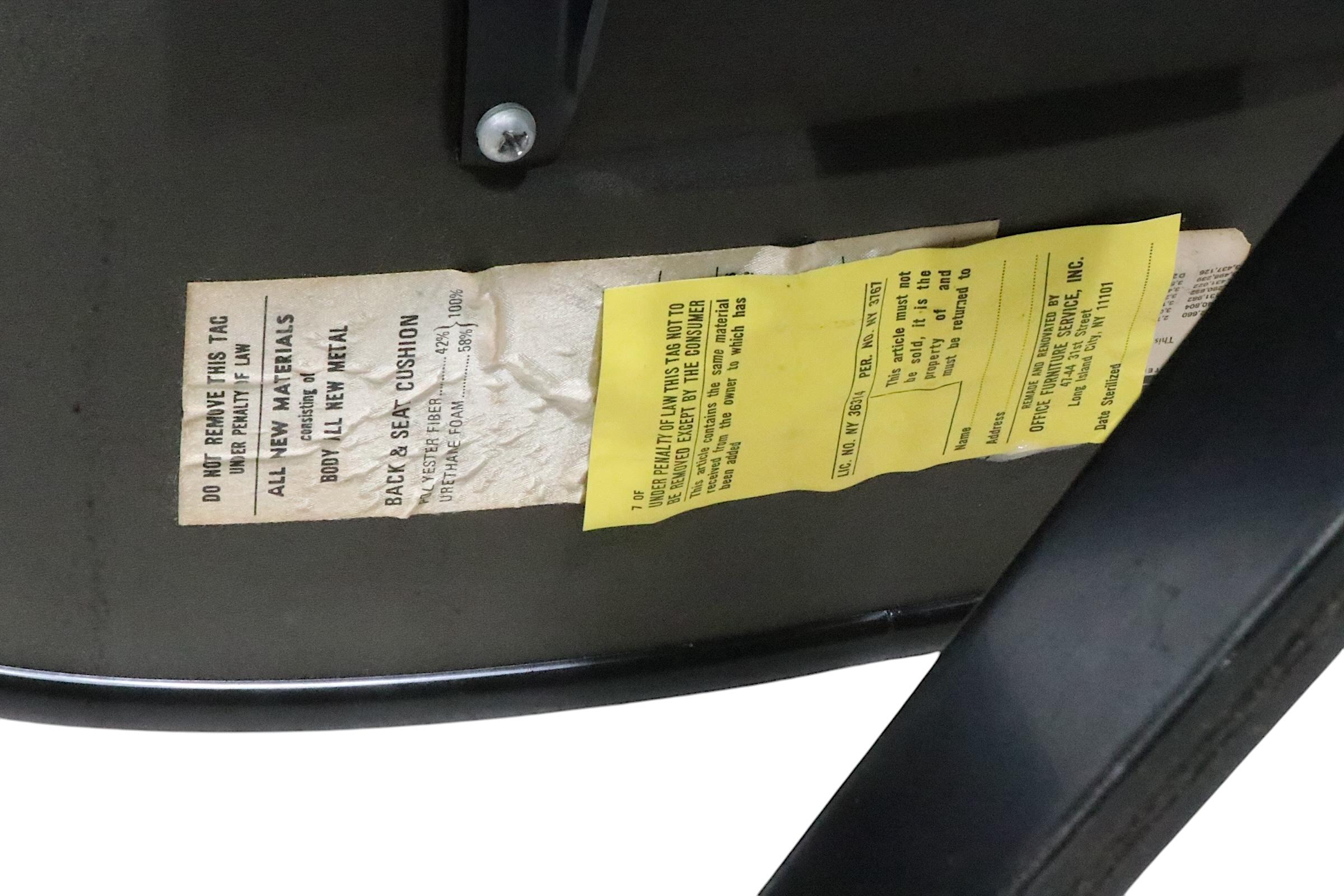 2 Steelcase Swivel Tilt Office Chairs Model 451 6