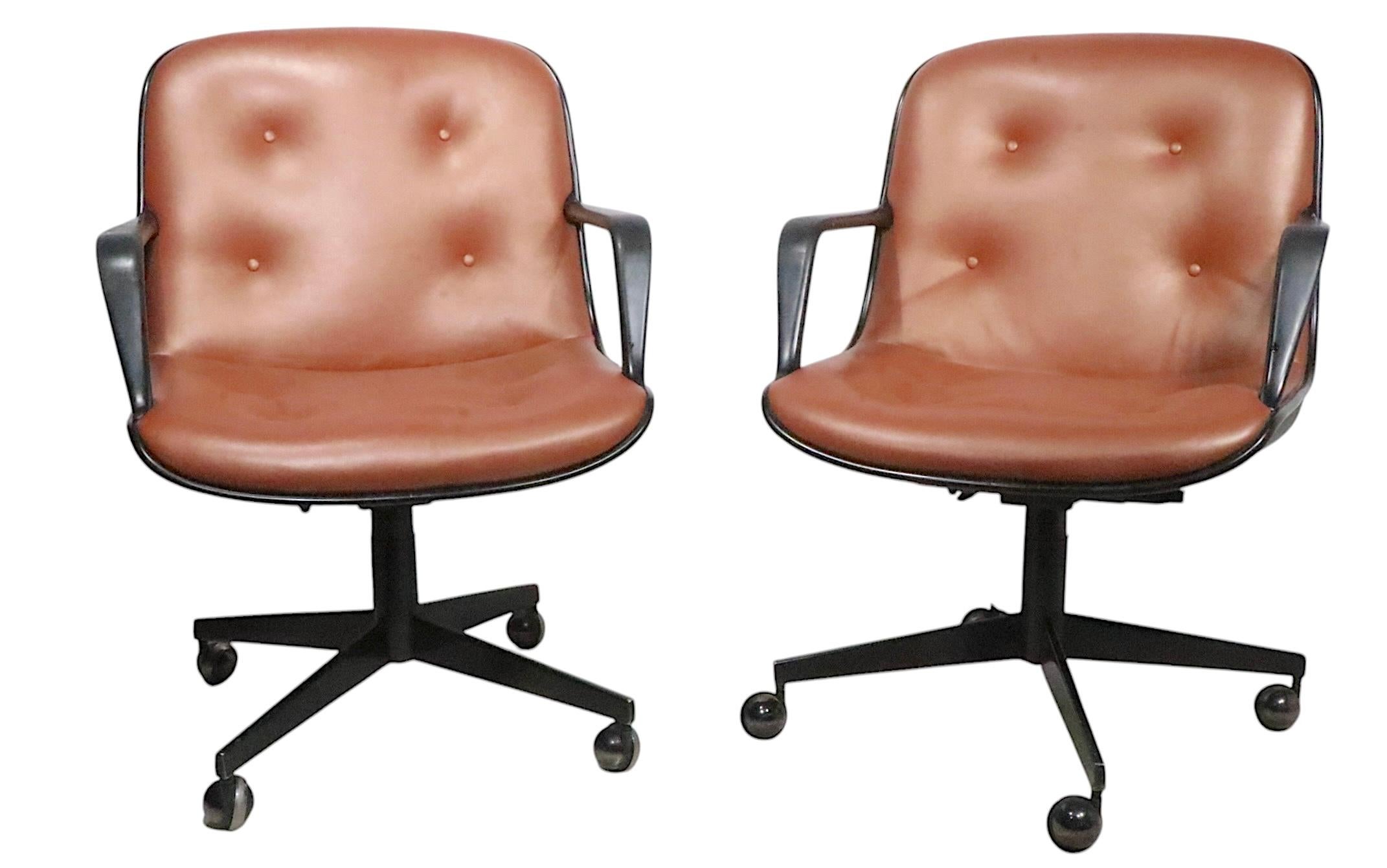 Two matching swivel, tilt office chairs by Steelcase, in the style of Charles Pollock, dated 1971. Both chairs are in exceptional, original, clean and ready to use condition, showing only inconsequential cosmetic wear, normal and consistent with